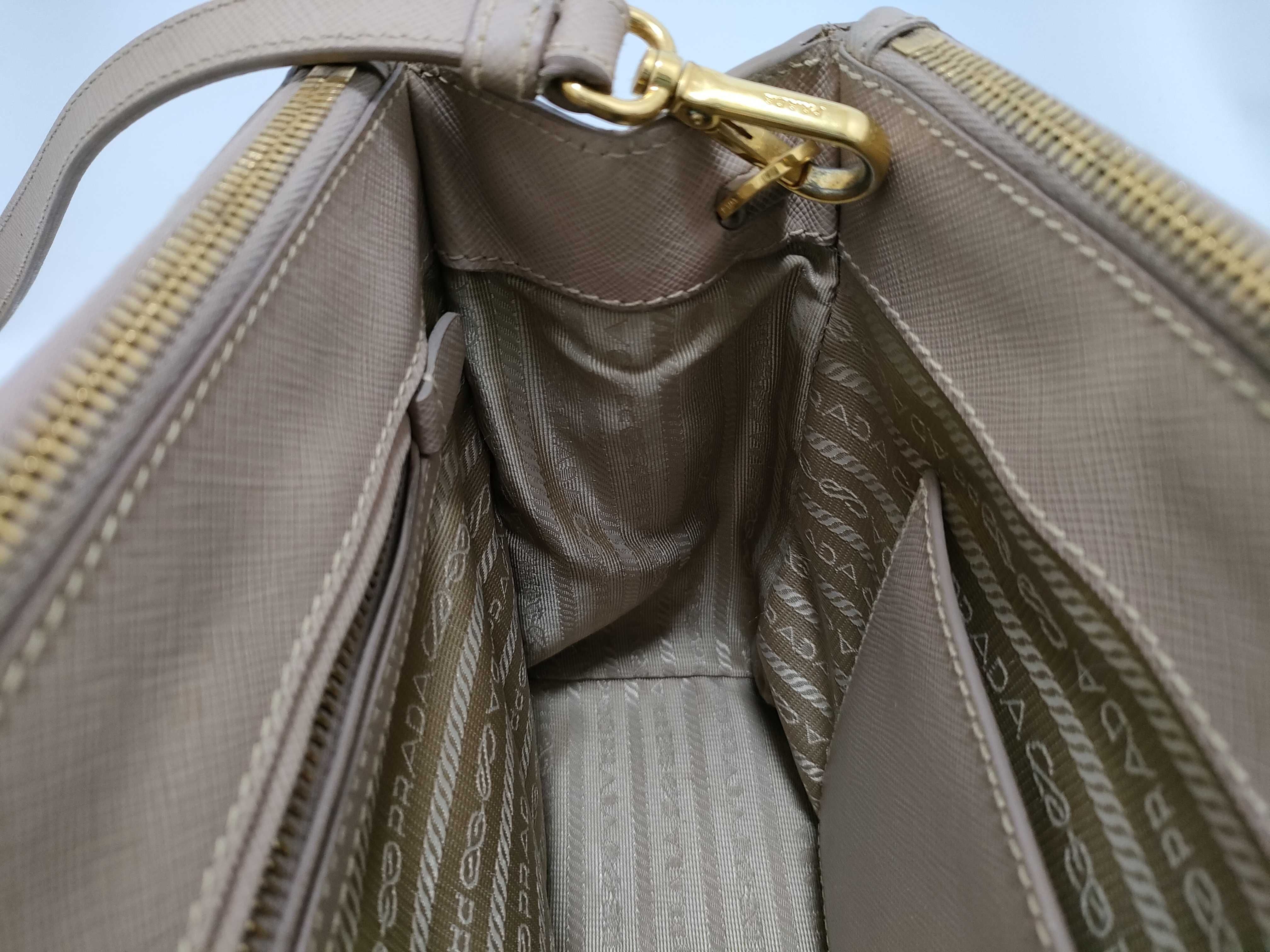Saffiano Lux Leather 2-Way Handbag Beige 1BA863 Handbag — view 9
