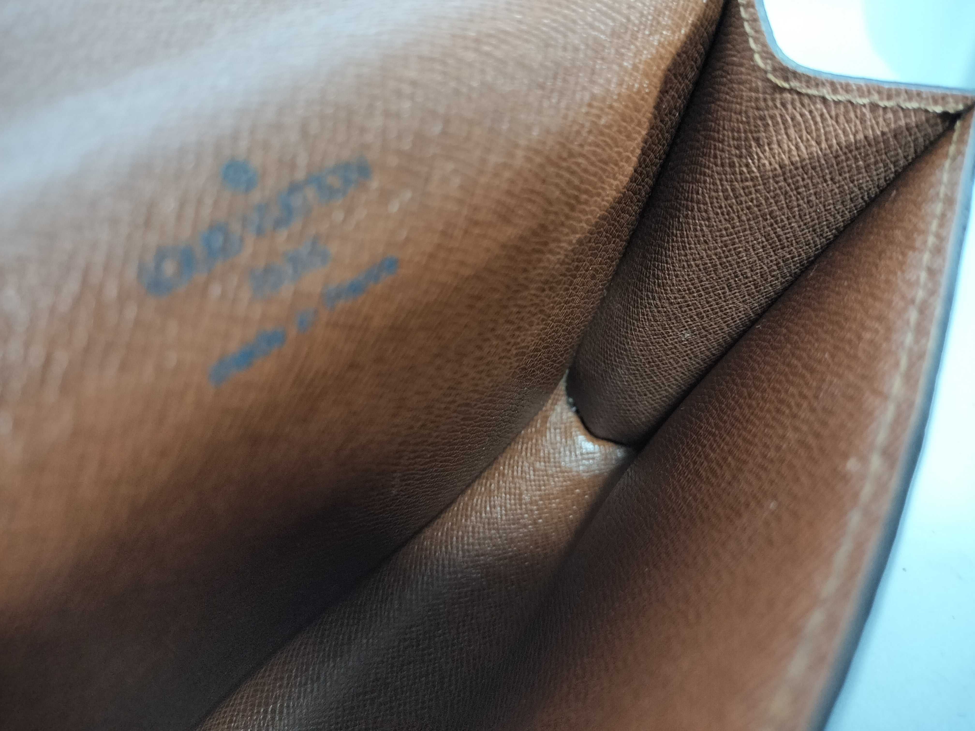 Monogram Louis Vuitton Wallet Short Wallet Pouch — view 9