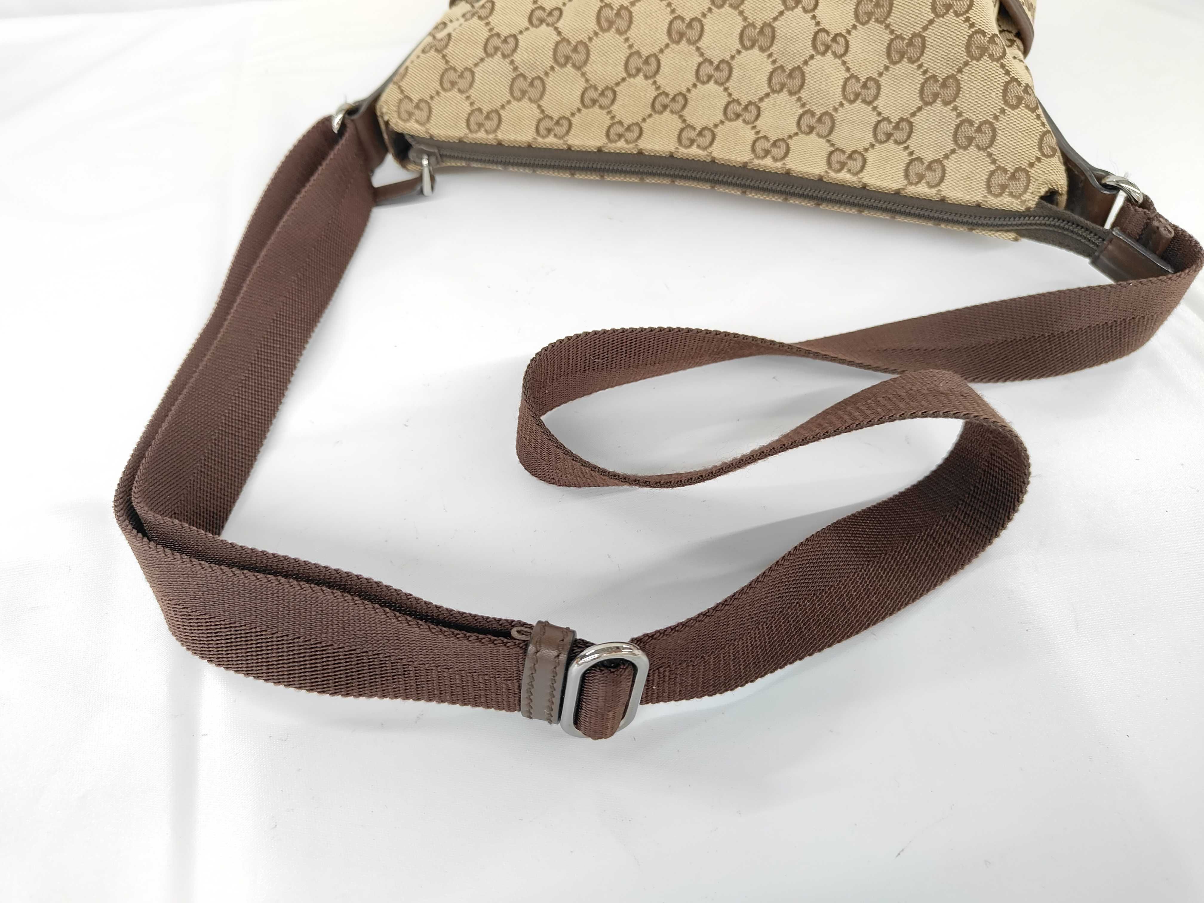 Shoulder Bag GG Canvas Bag — view 3