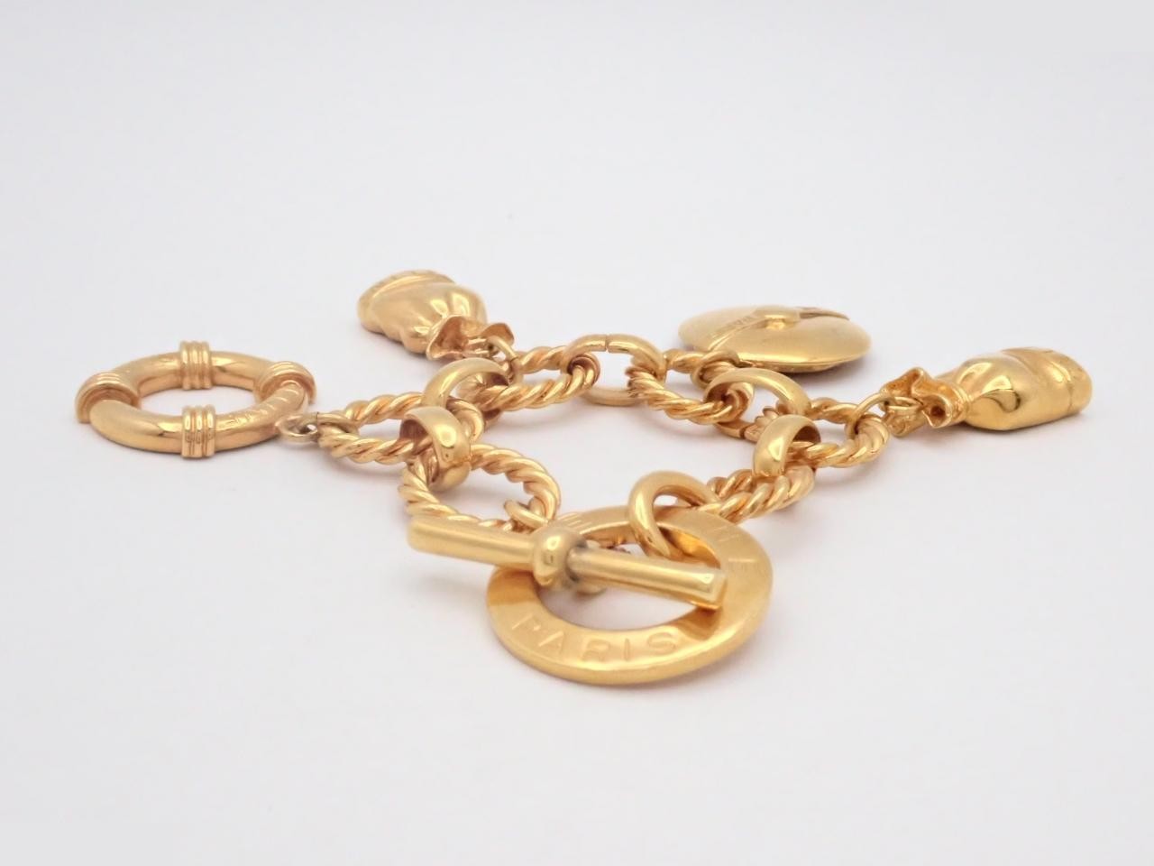 Other lines: Precious metal bracelets and bangles (metal), wrist circumference approximately 18 cm. — view 2