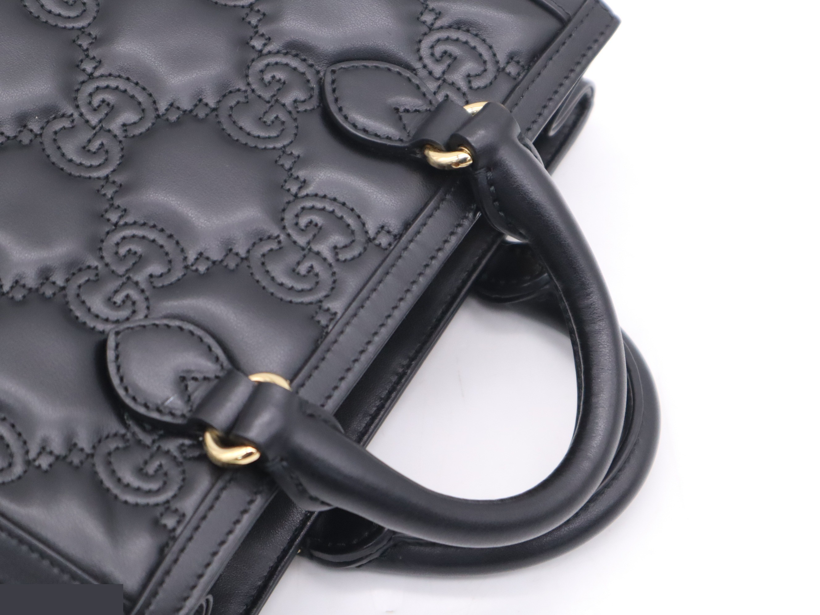 Leather GG Matelassé quilted handbag, black, gold hardware. — view 6