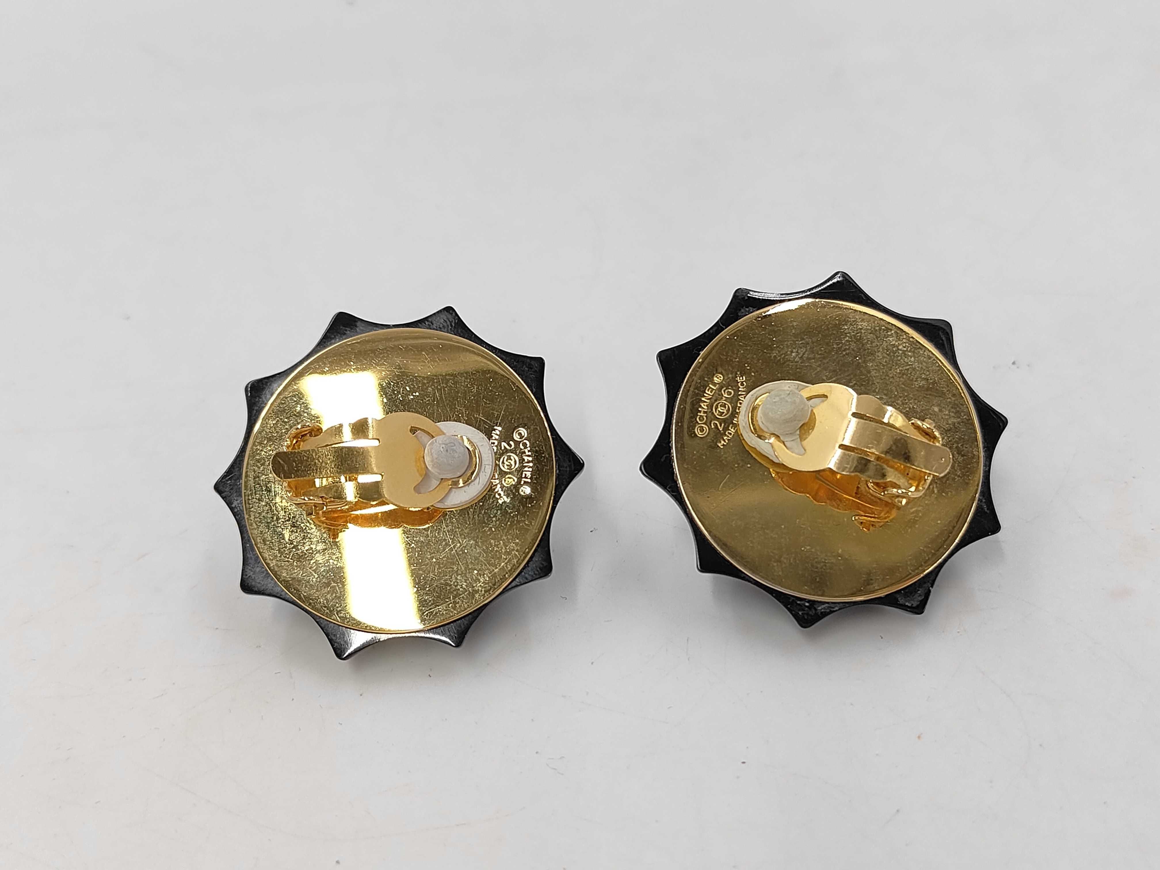 Pearl Earrings, Resin x GP, Black x Gold, Sizes 2 & 6 — view 2