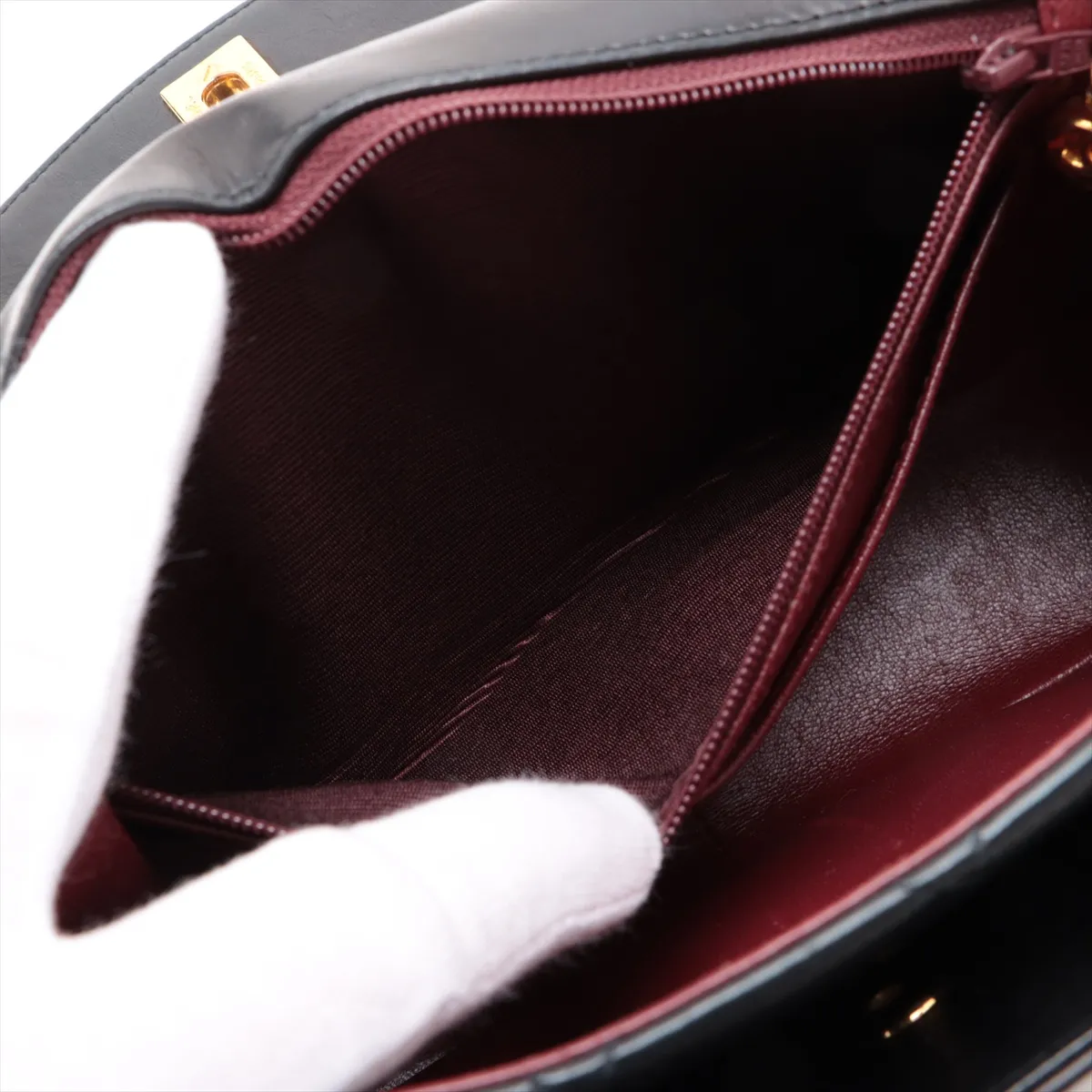 Matelasse Lambskin Single Flap Single Chain Bag Black Gold Hardware — view 8