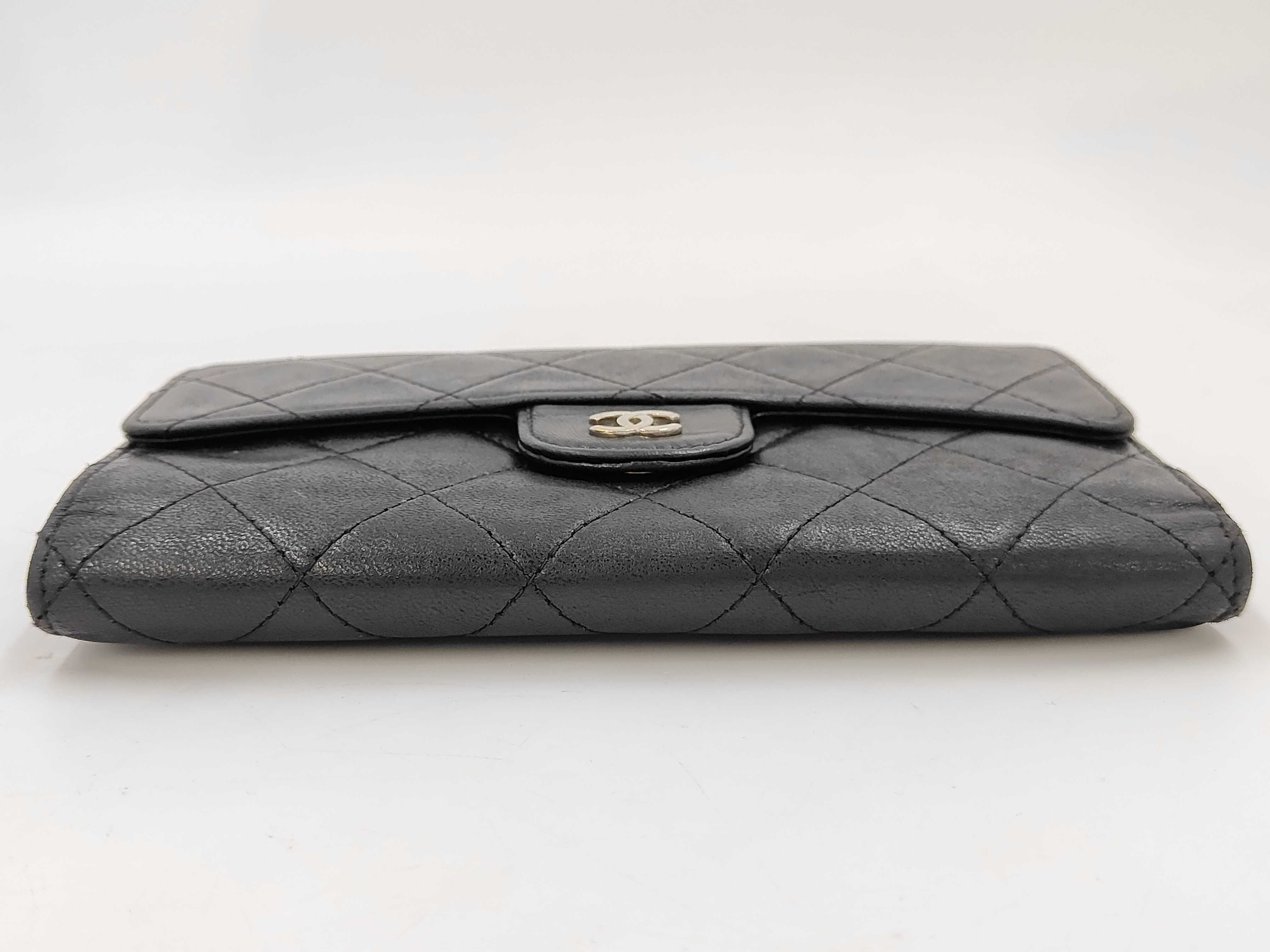 Matelassé Lambskin Long Wallet, with original seal, serial number in the 13s range. — view 3