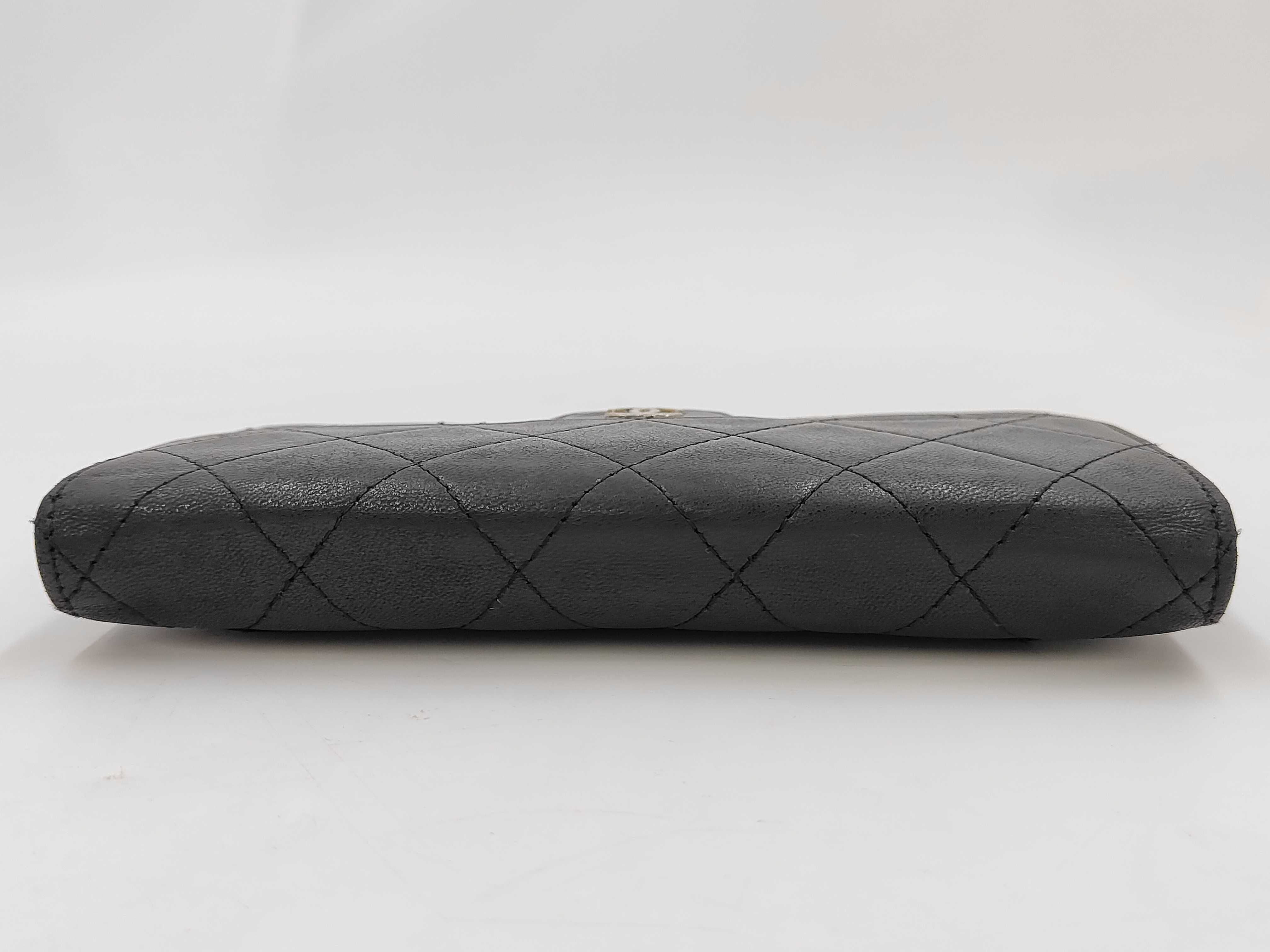 Matelassé Lambskin Long Wallet, with original seal, serial number in the 13s range. — view 5