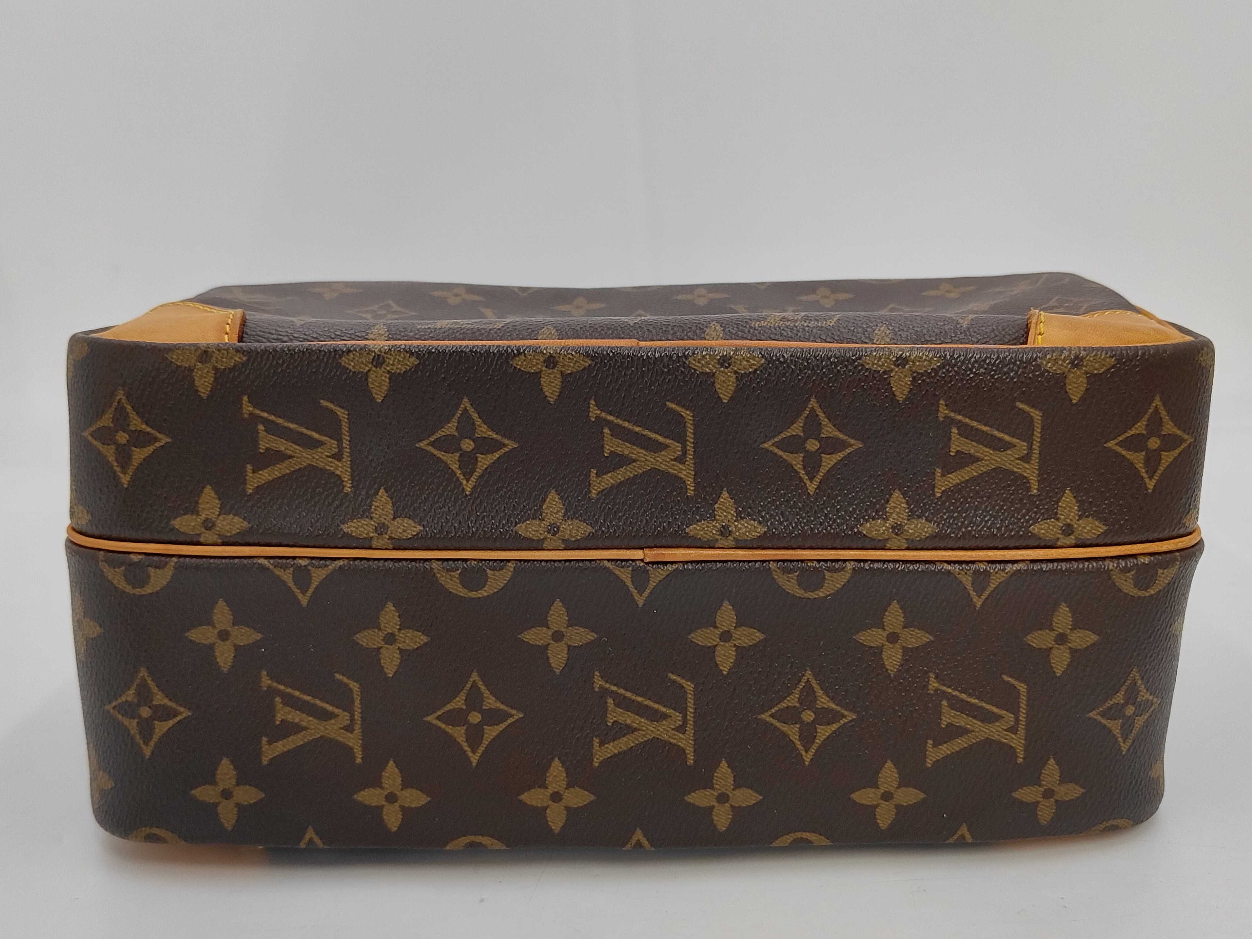 Monogram M45244 Nile Shoulder Bag — view 4