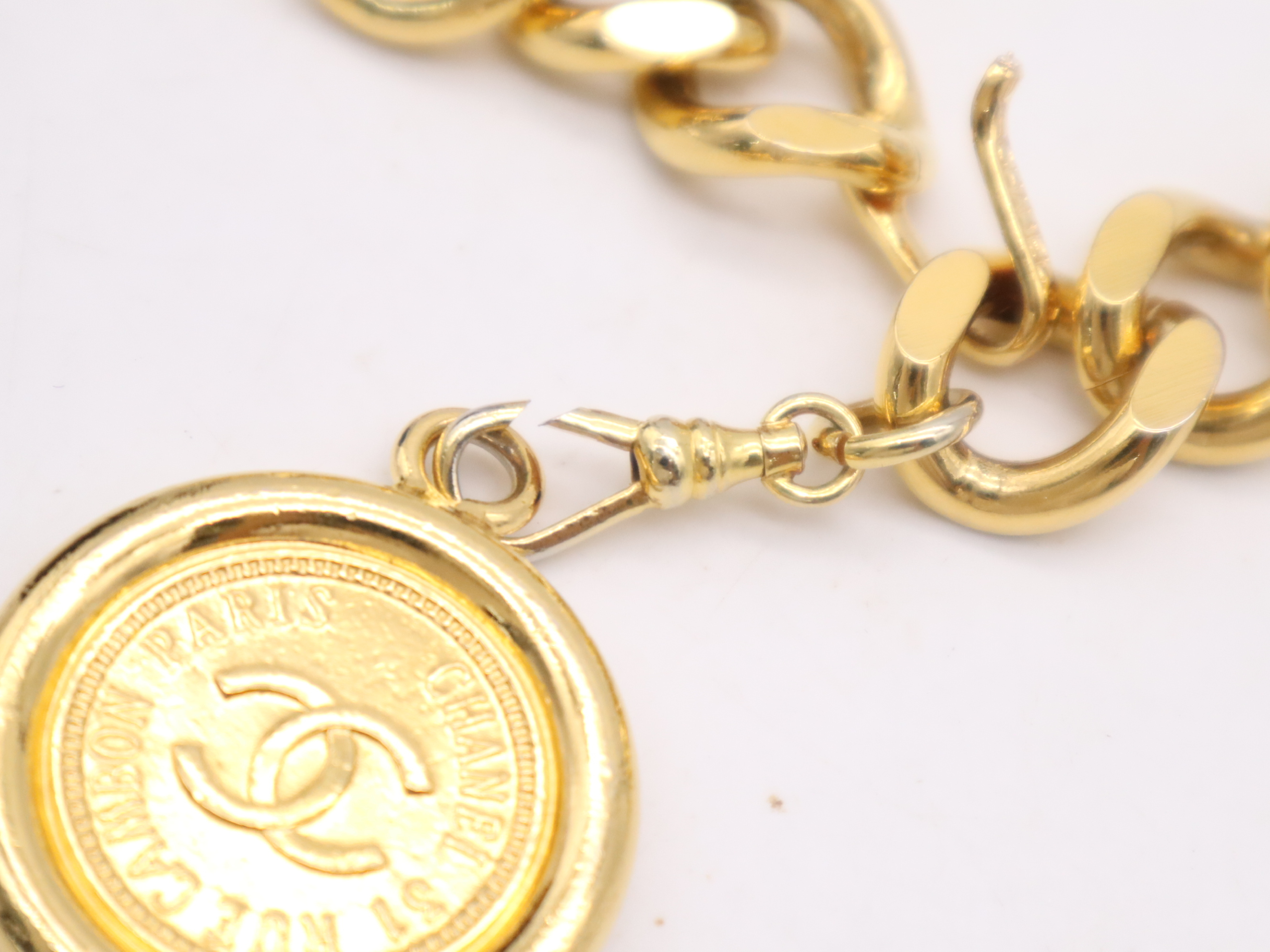 GP Vintage Gold Chain Belt with Box — view 9