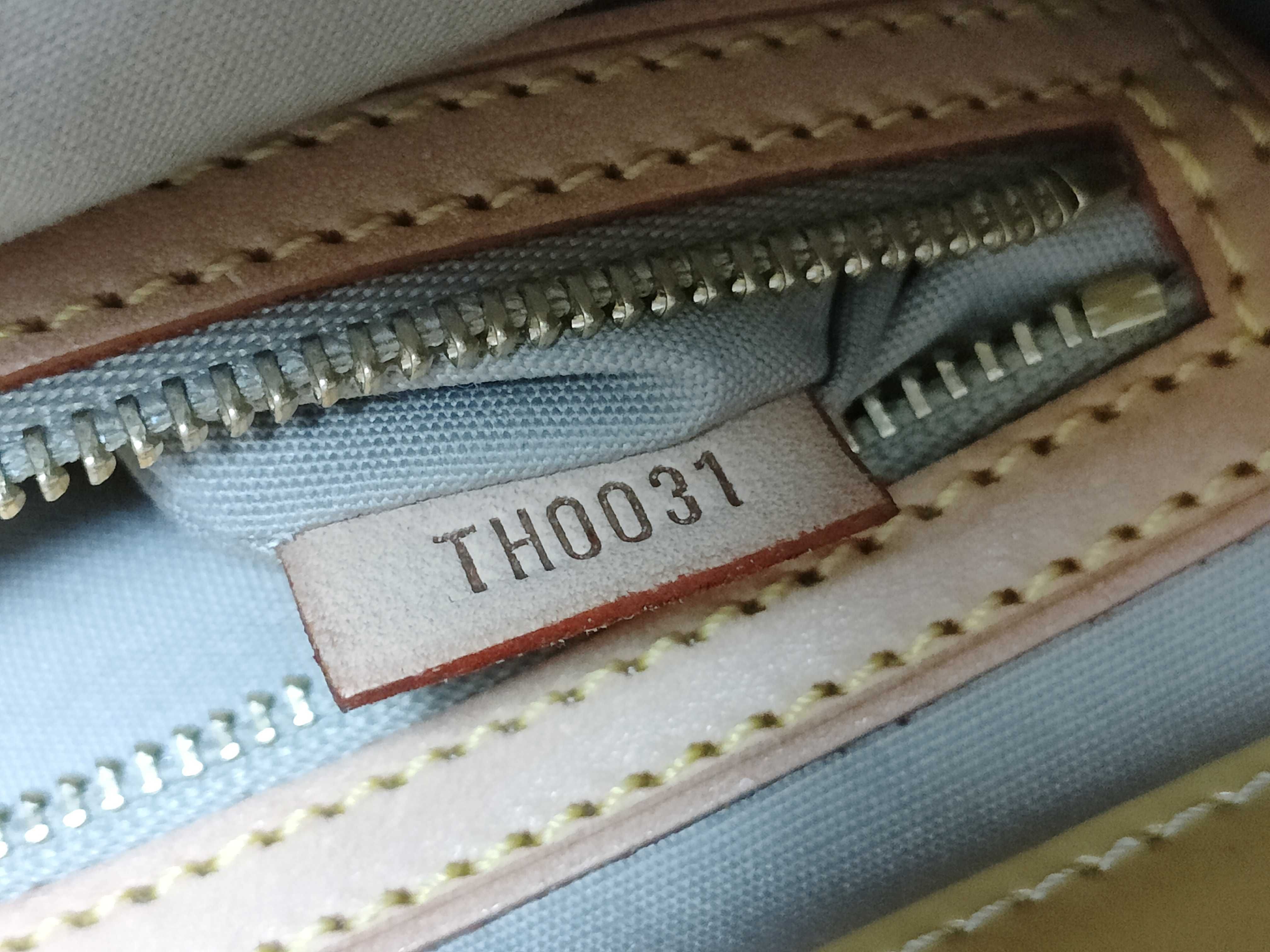Vernis Lead MM M91141 Tote Bag — view 11