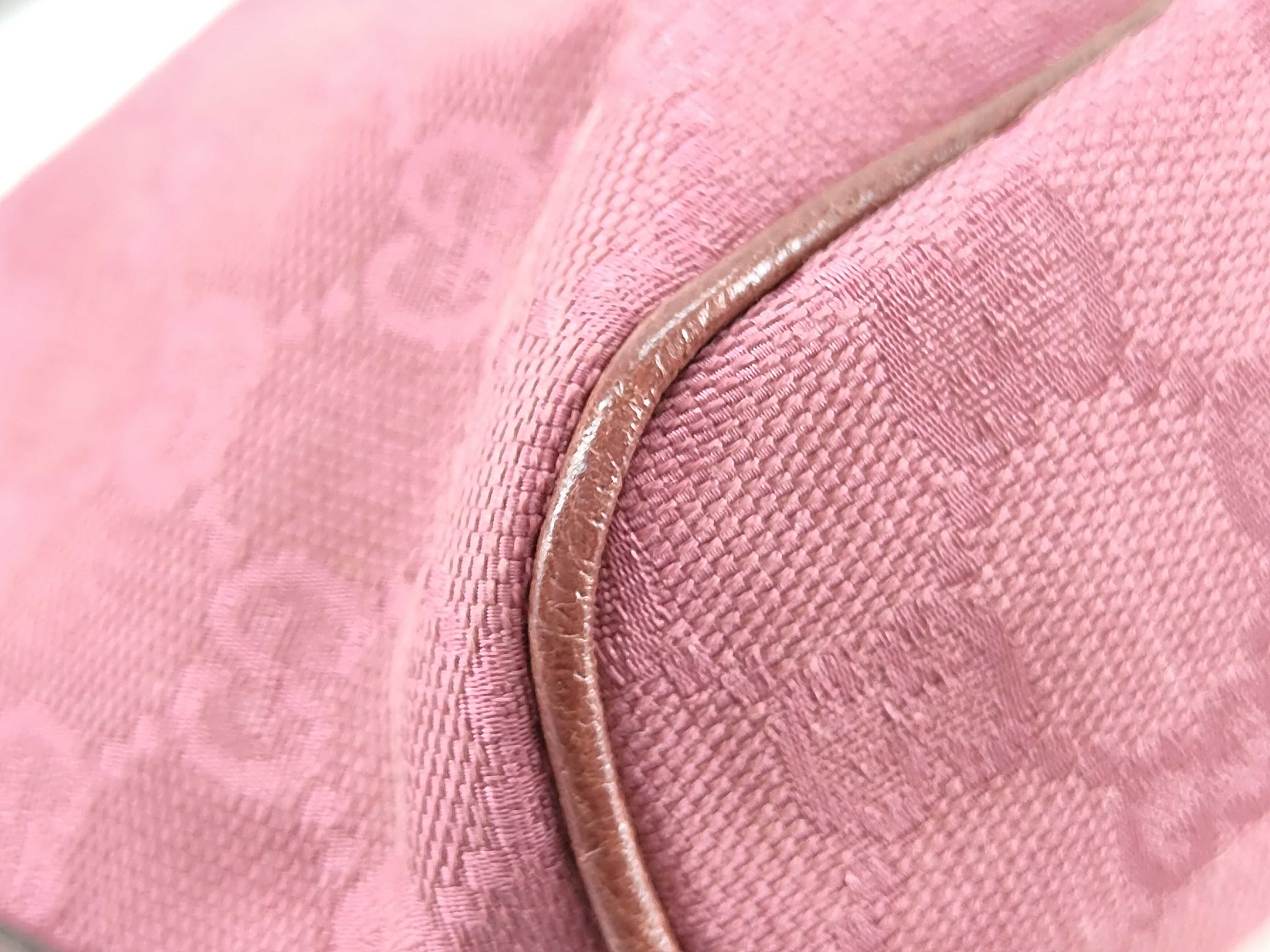 GG Canvas Gucci Handbag Pouch — view 7