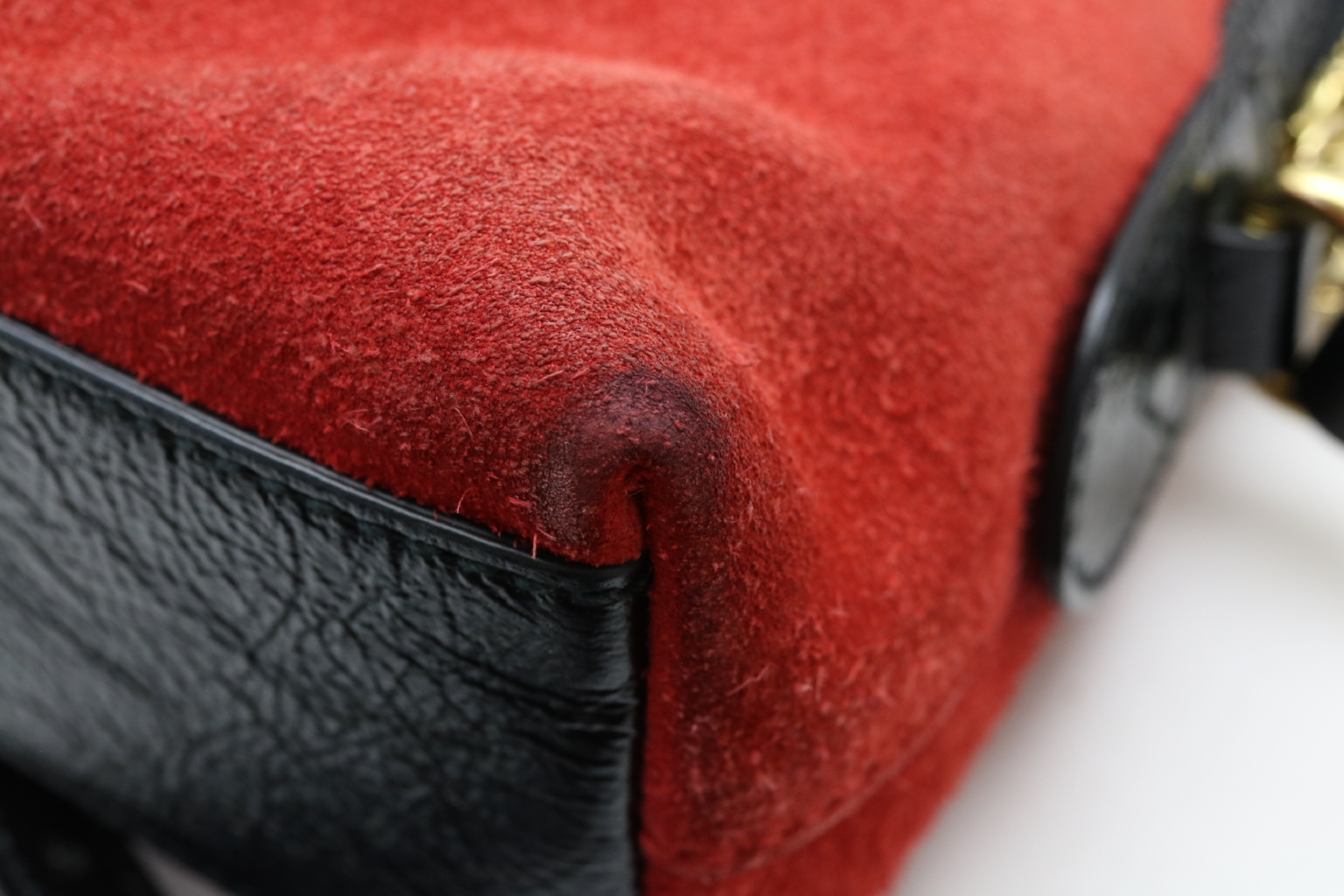 Ophidia Sherry Line Suede Shoulder Bag — view 12
