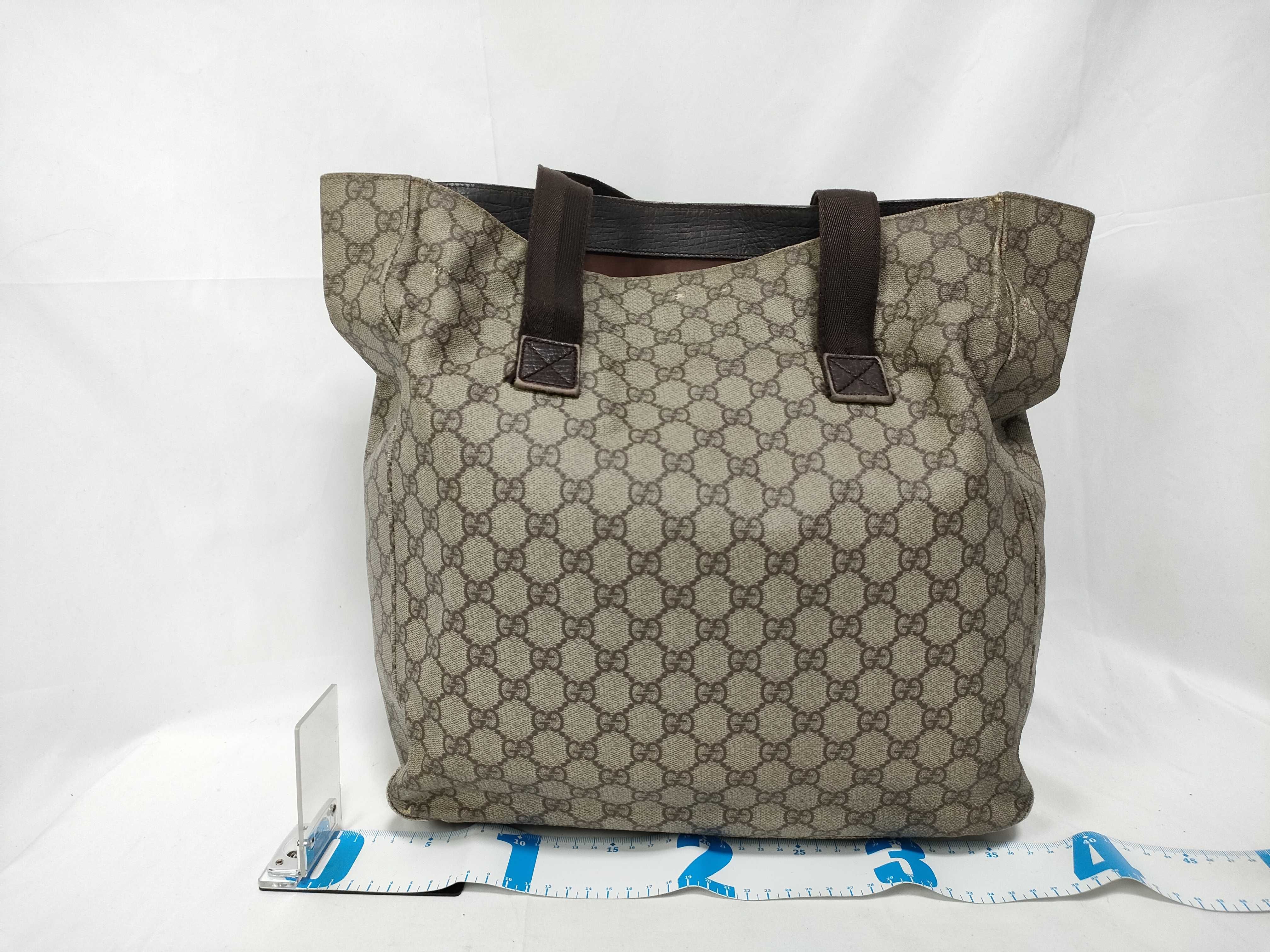 GG Supreme Handbag — view 2