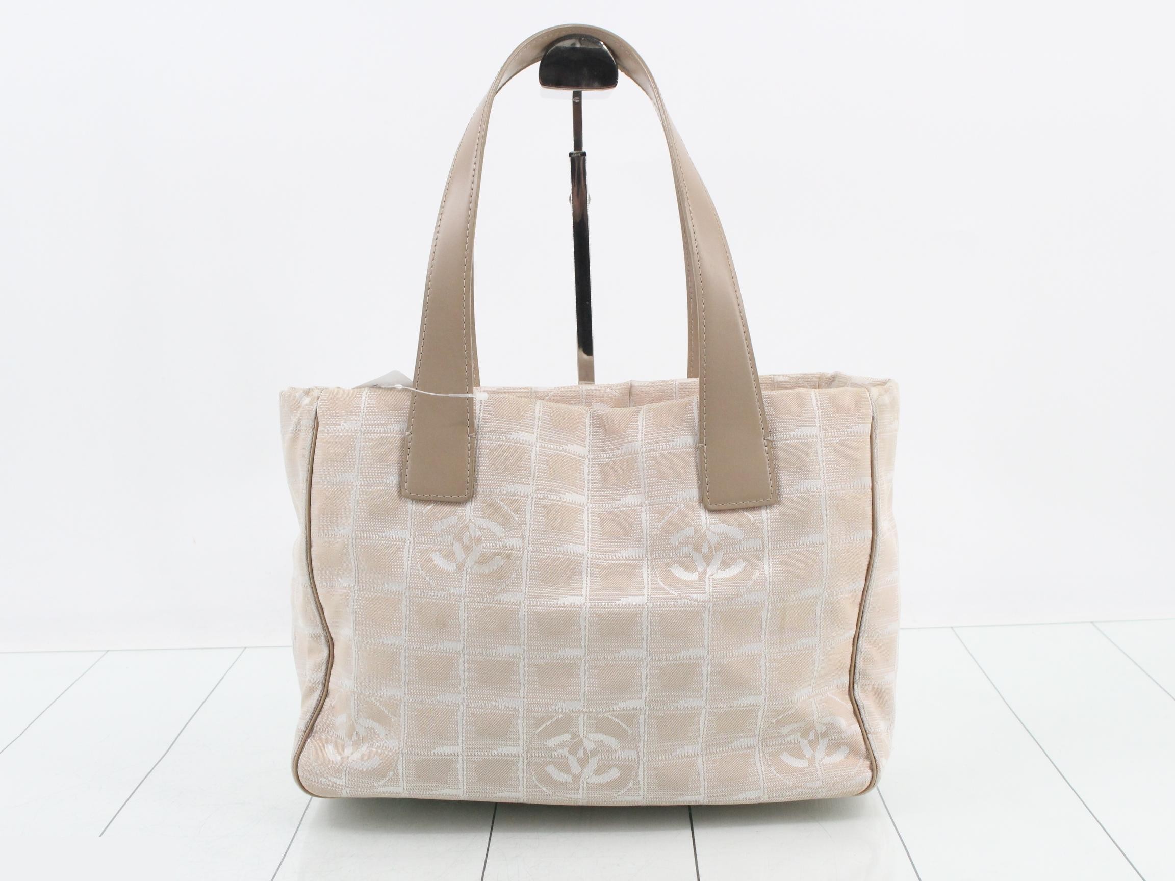 New Travel Line Tote — view 2
