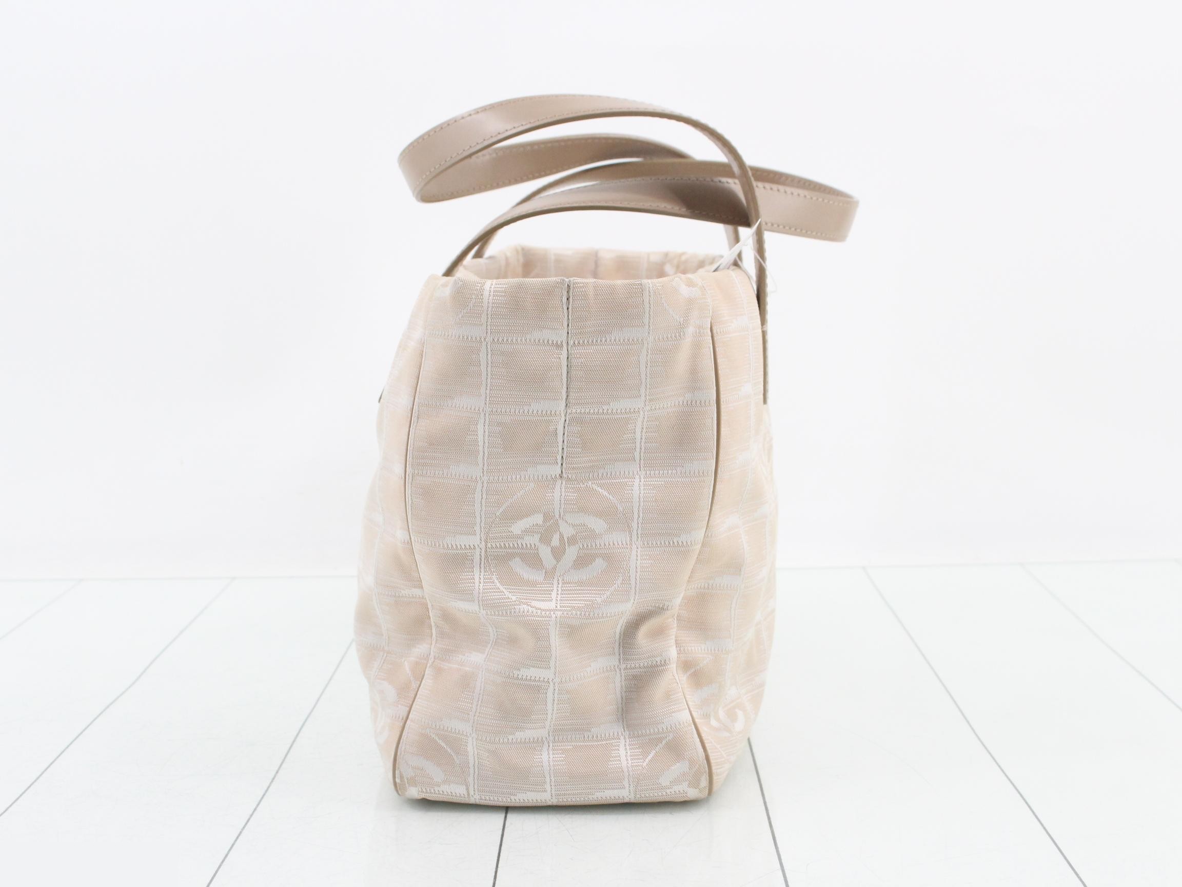 New Travel Line Tote — view 3