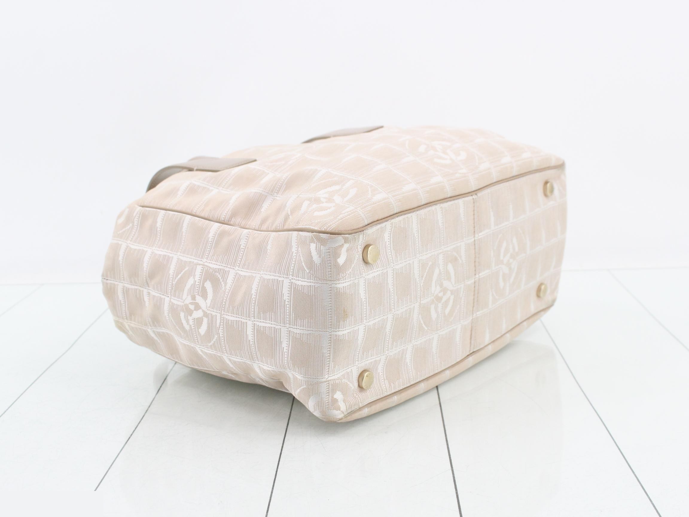 New Travel Line Tote — view 5