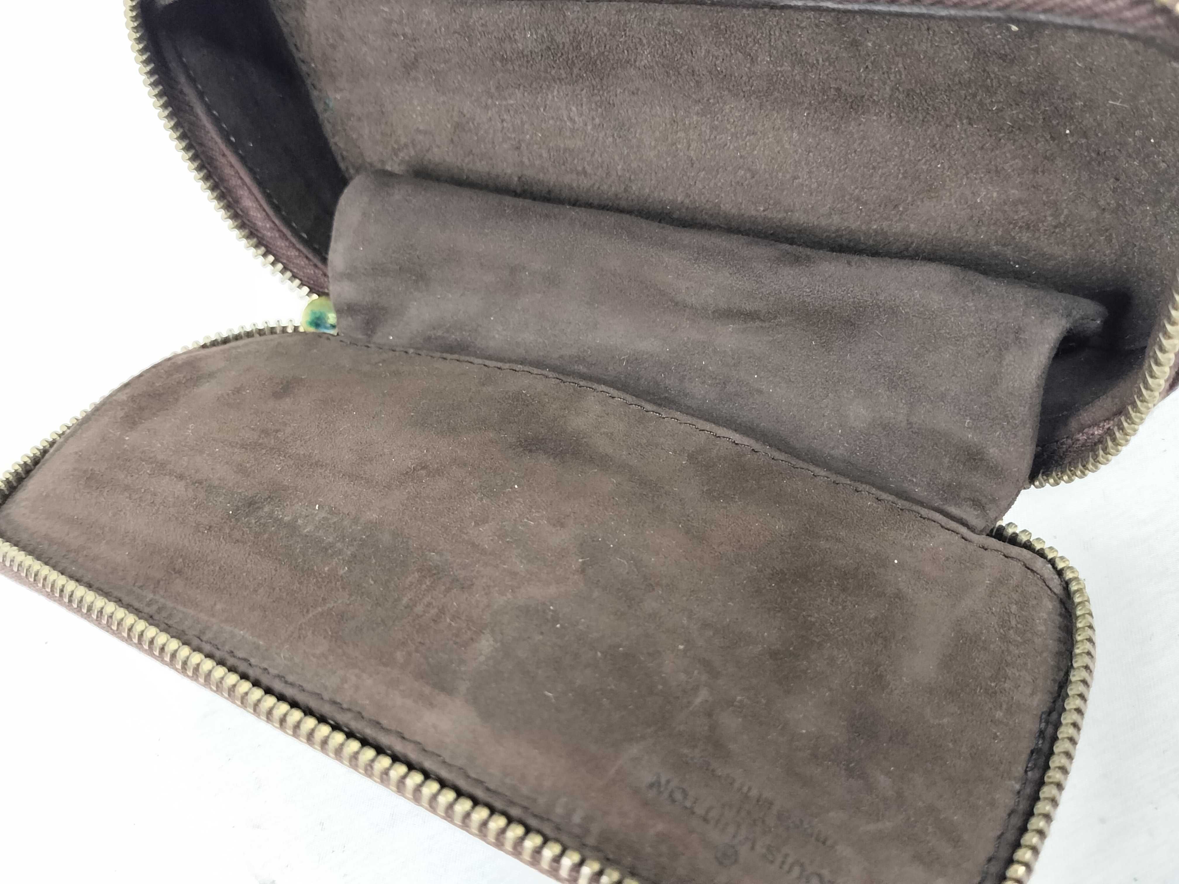 Monogram Louis Vuitton Monogram Accessory Case Rare Pouch — view 6