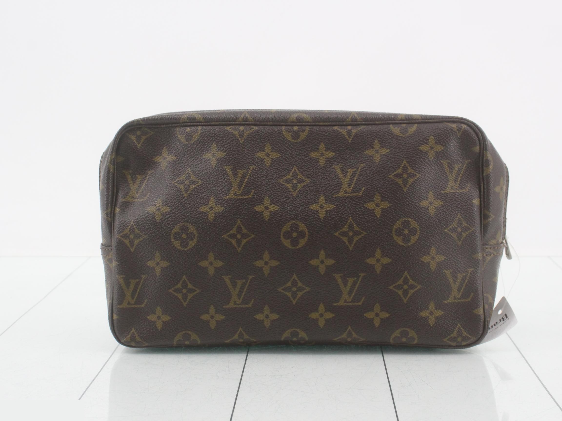 M47522 Truce Toilette 28 — view 2