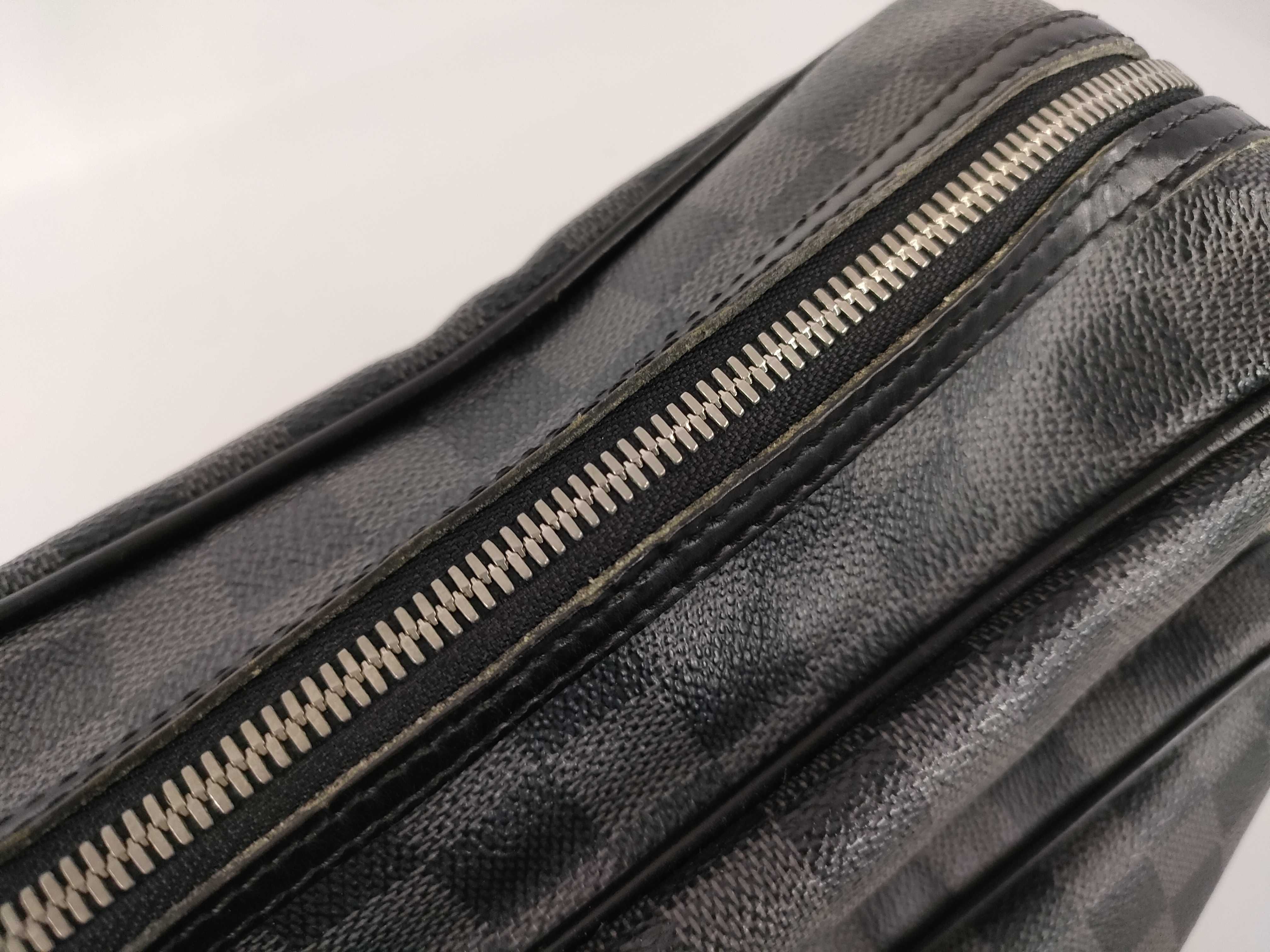 Damier Graphite Io Shoulder Bag — view 8