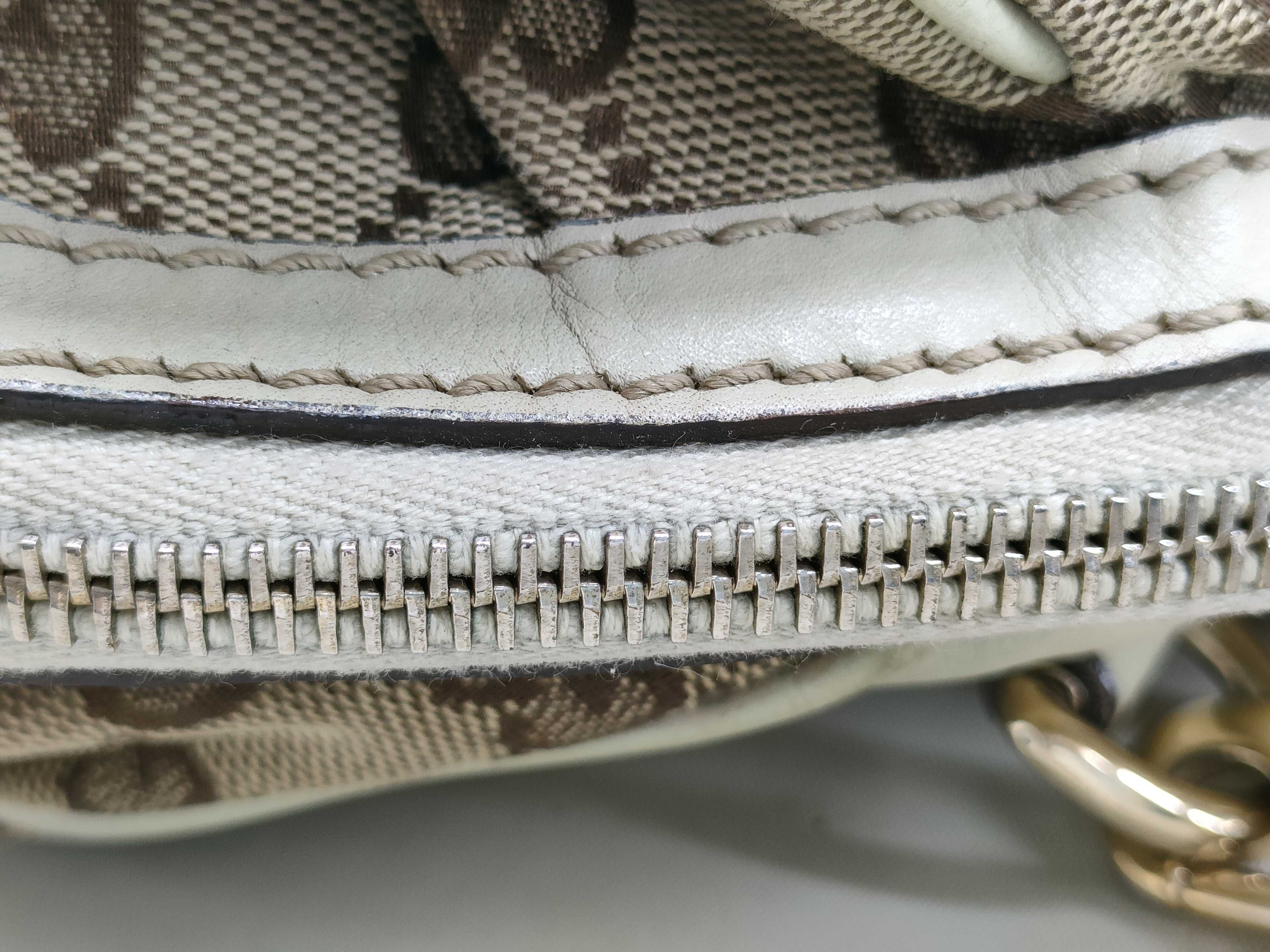 GG Canvas Sukey 2-Way Handbag Shoulder Bag — view 9