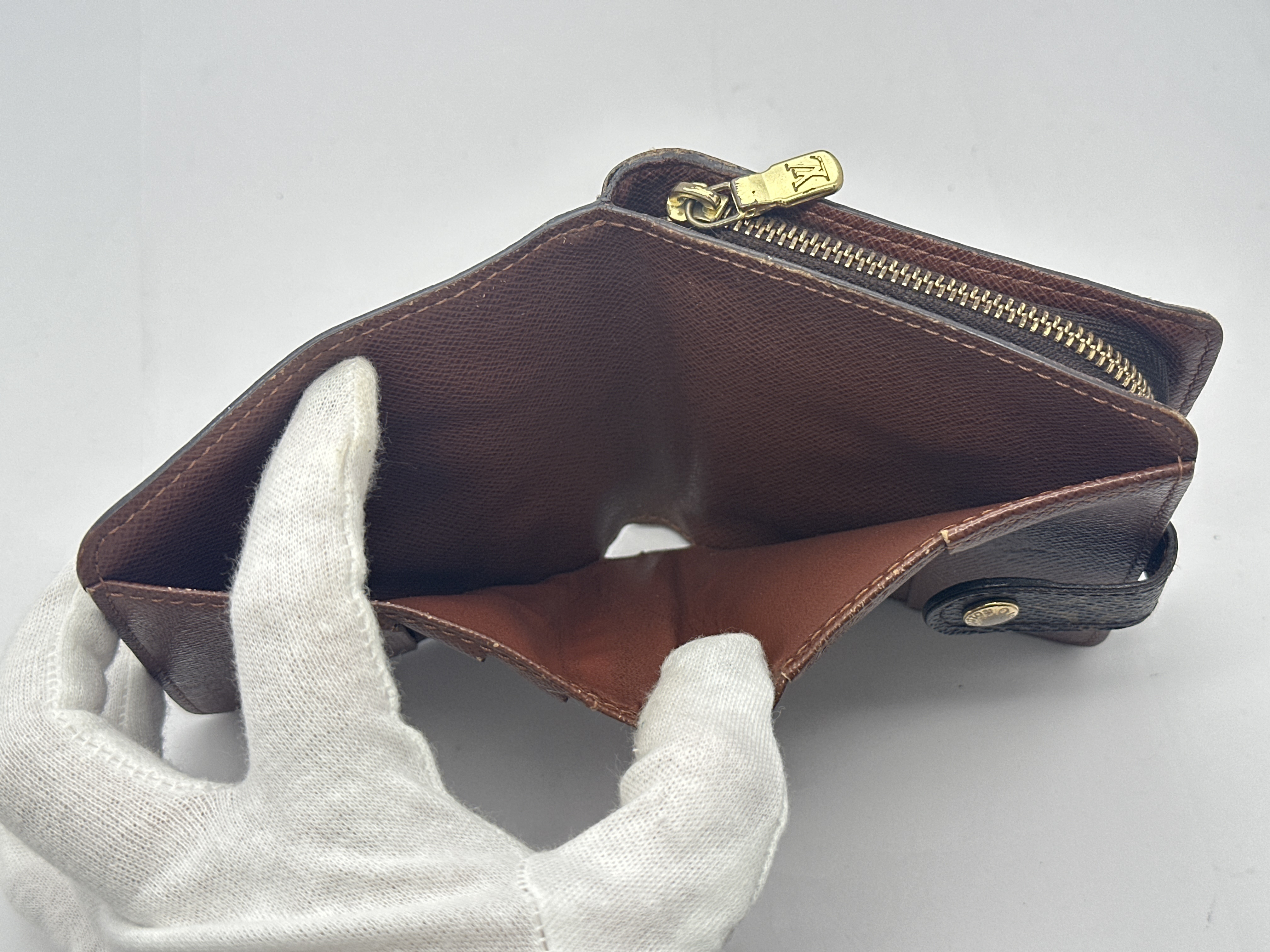LV Monogram Bi-fold Wallet — view 5