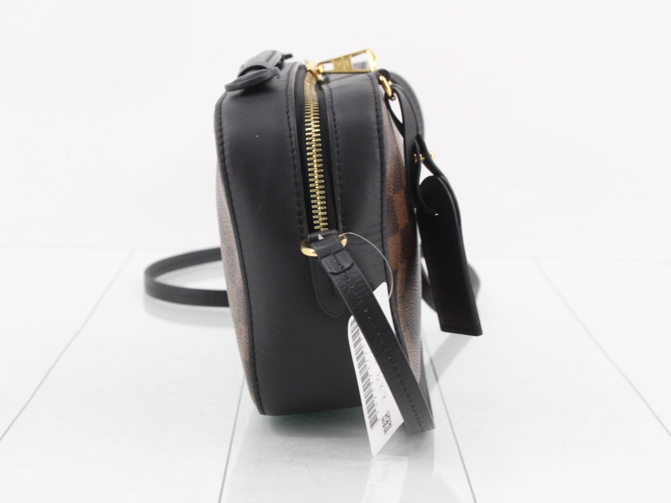 Damier Santa Monica Shoulder Bag — view 4