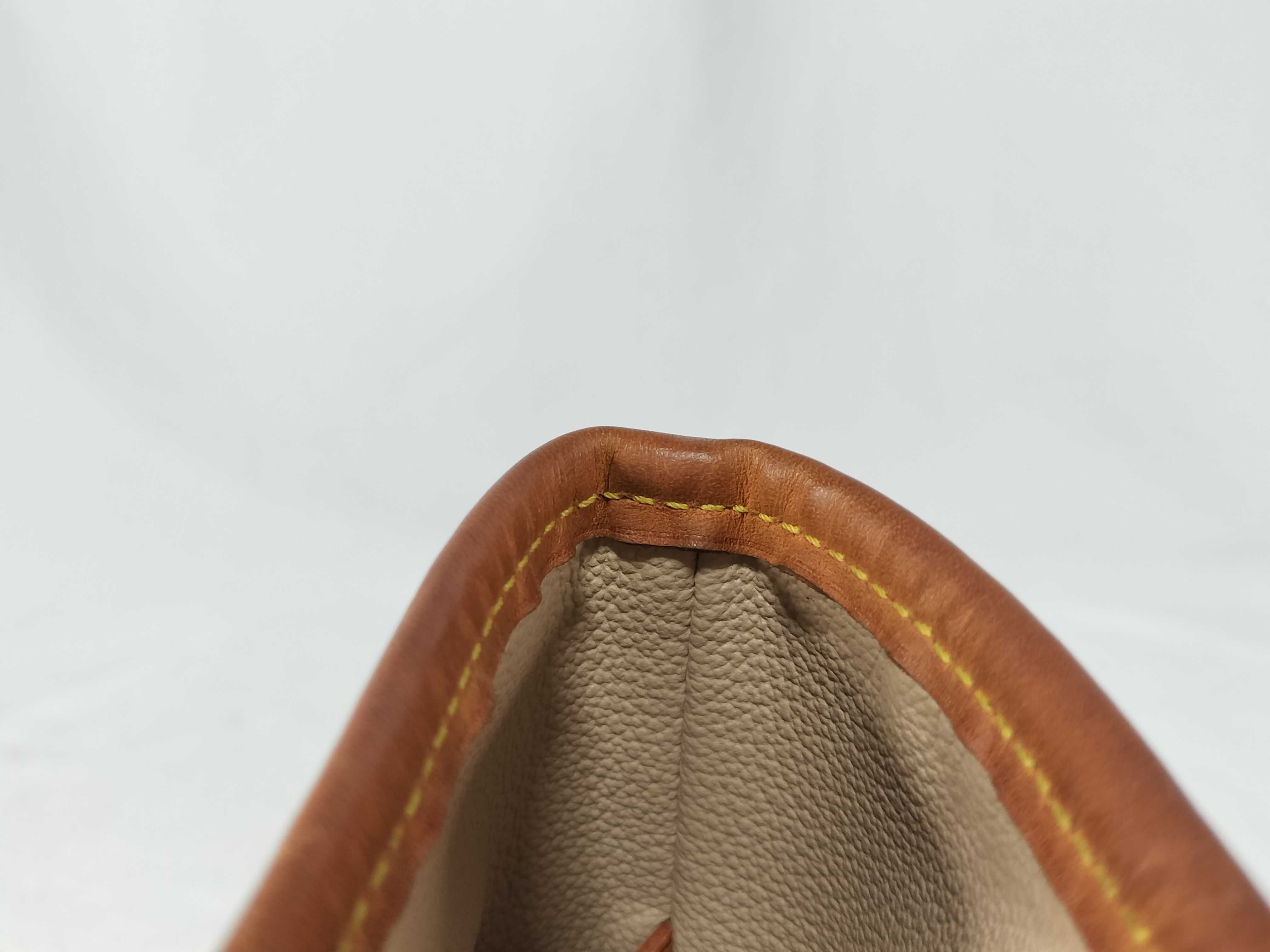 Monogram — view 8