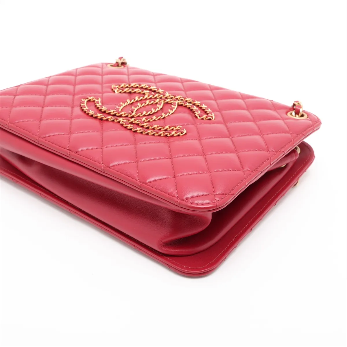 Matelassé Lambskin Chain Shoulder Bag, Red with Gold Hardware, 30545308 (Serial Number in the 30s) — view 3