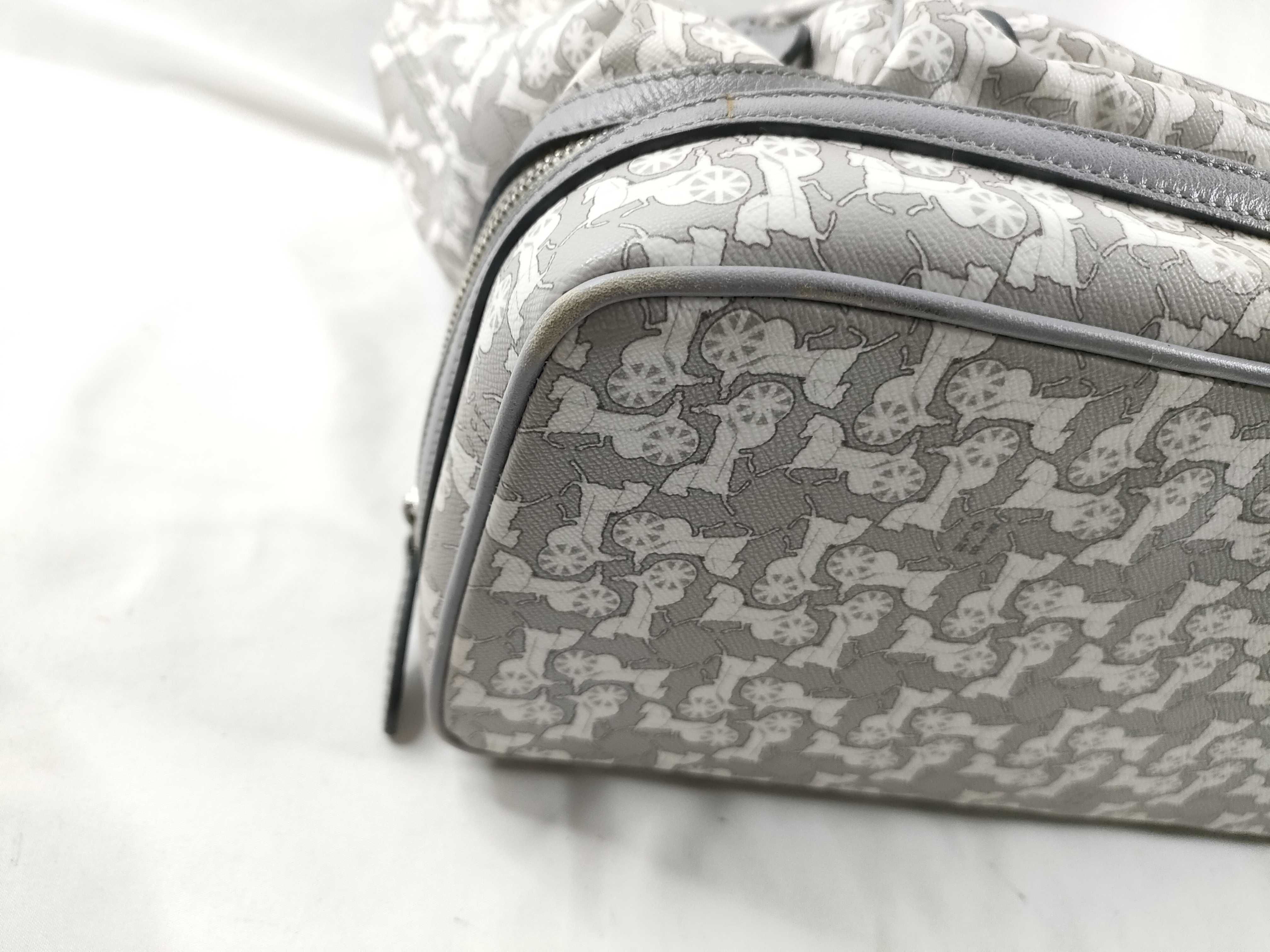 Sulky PVC Leather Shoulder Bag (Gray) — view 3