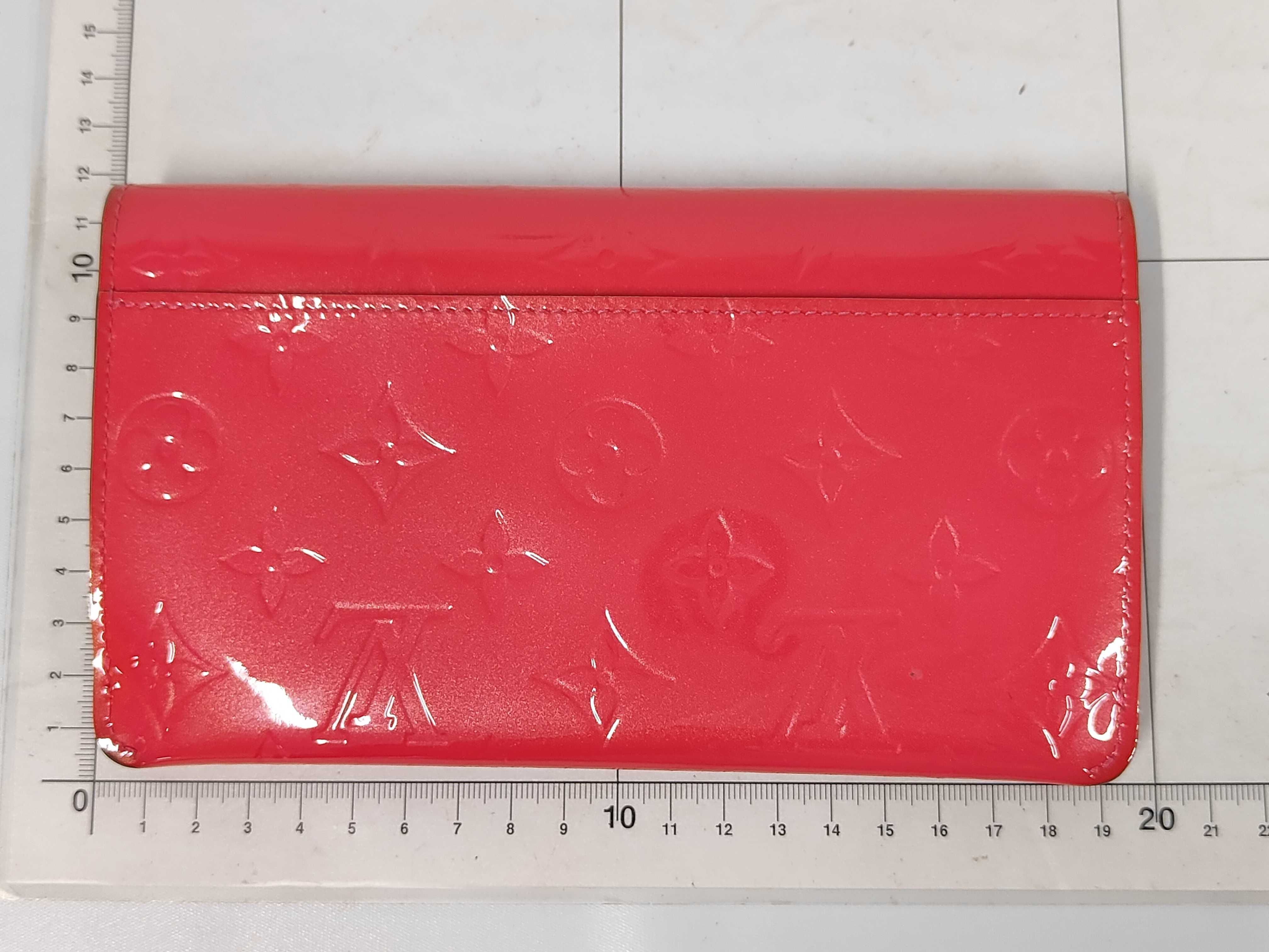 Vernis Portefeuille Jeanne M61689 Wallet — view 2
