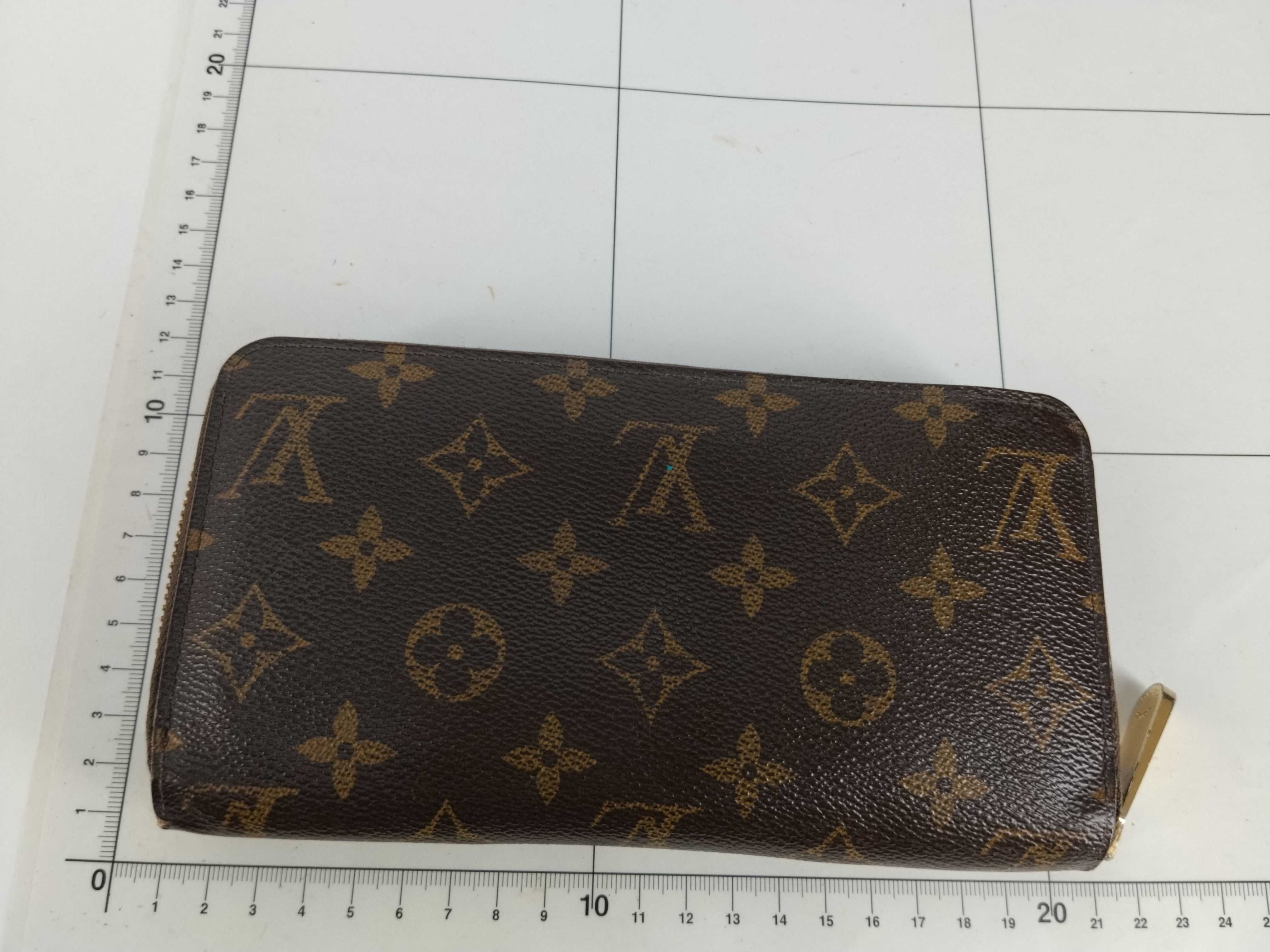 Monogram LV Long Wallet — view 2