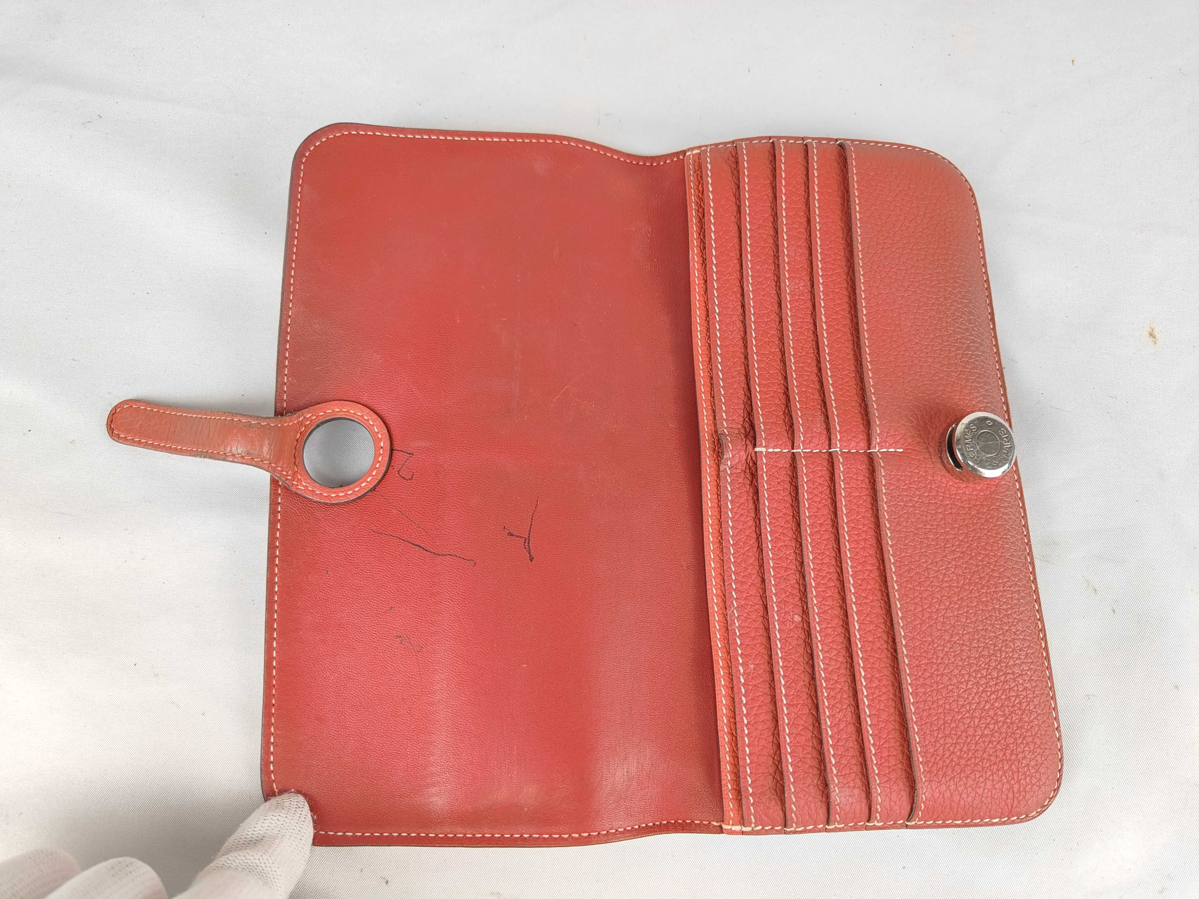 Dogon Long Wallet, O stamp, Red — view 9