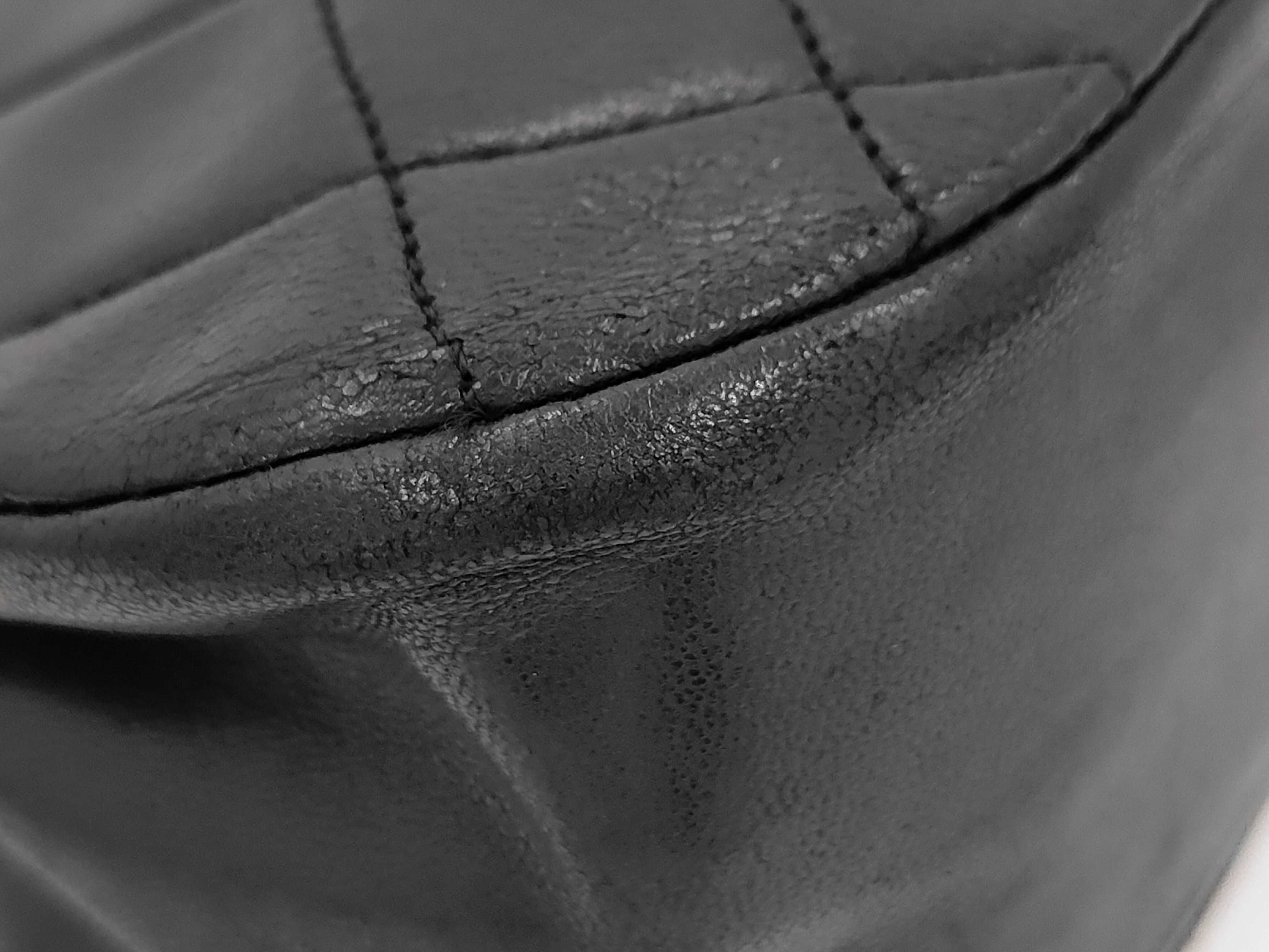 Matelassé Shoulder Chain Shoulder Bag — view 4
