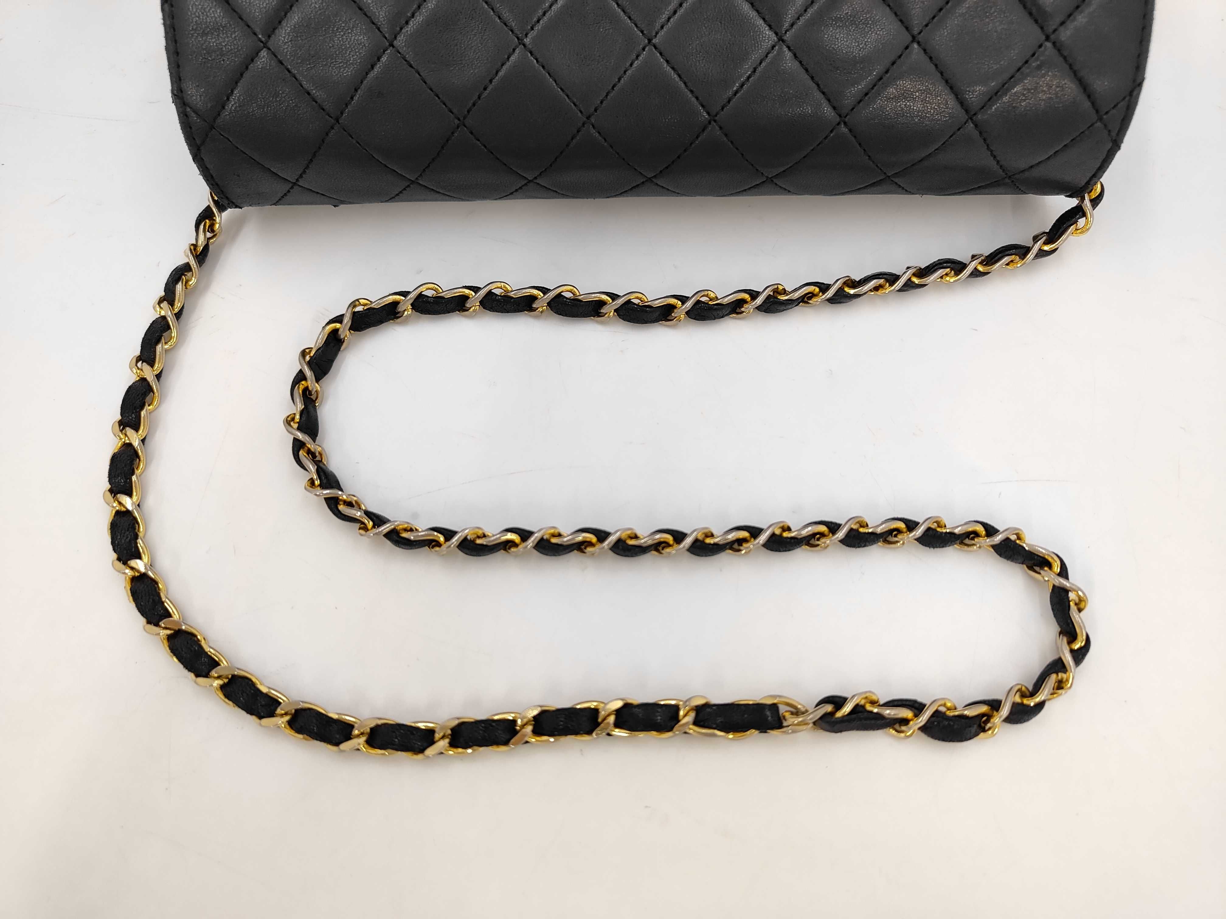 Matelassé Shoulder Chain Shoulder Bag — view 5