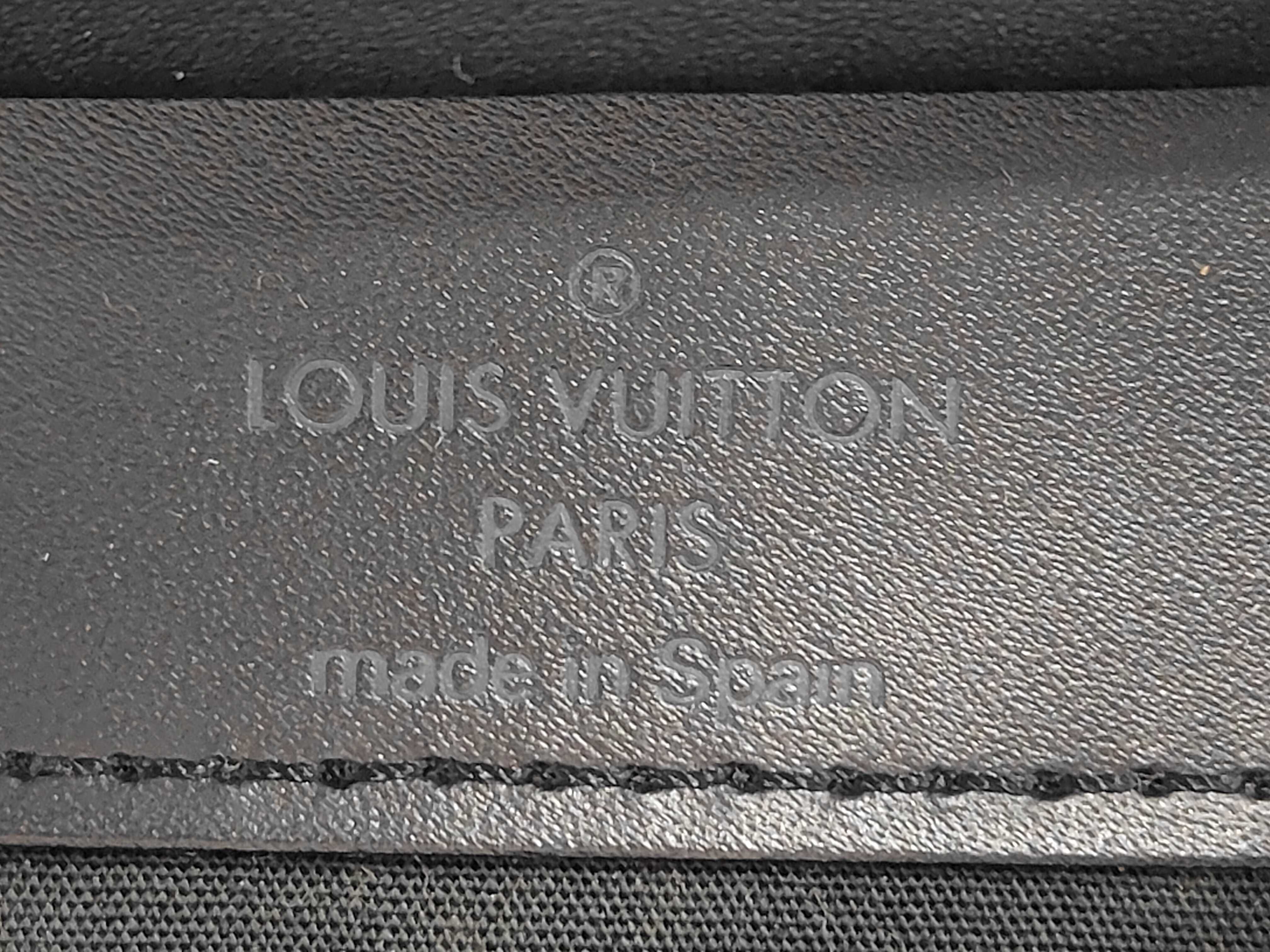 Epi M52732 Epi Honfleur Shoulder Bag — view 9