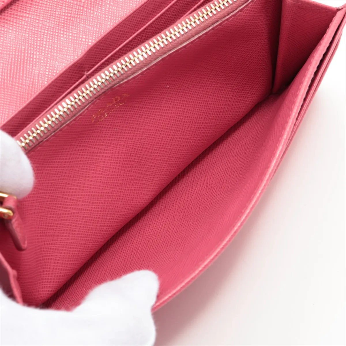 Saffiano Metal 1MH132 Leather Long Wallet Pink — view 6