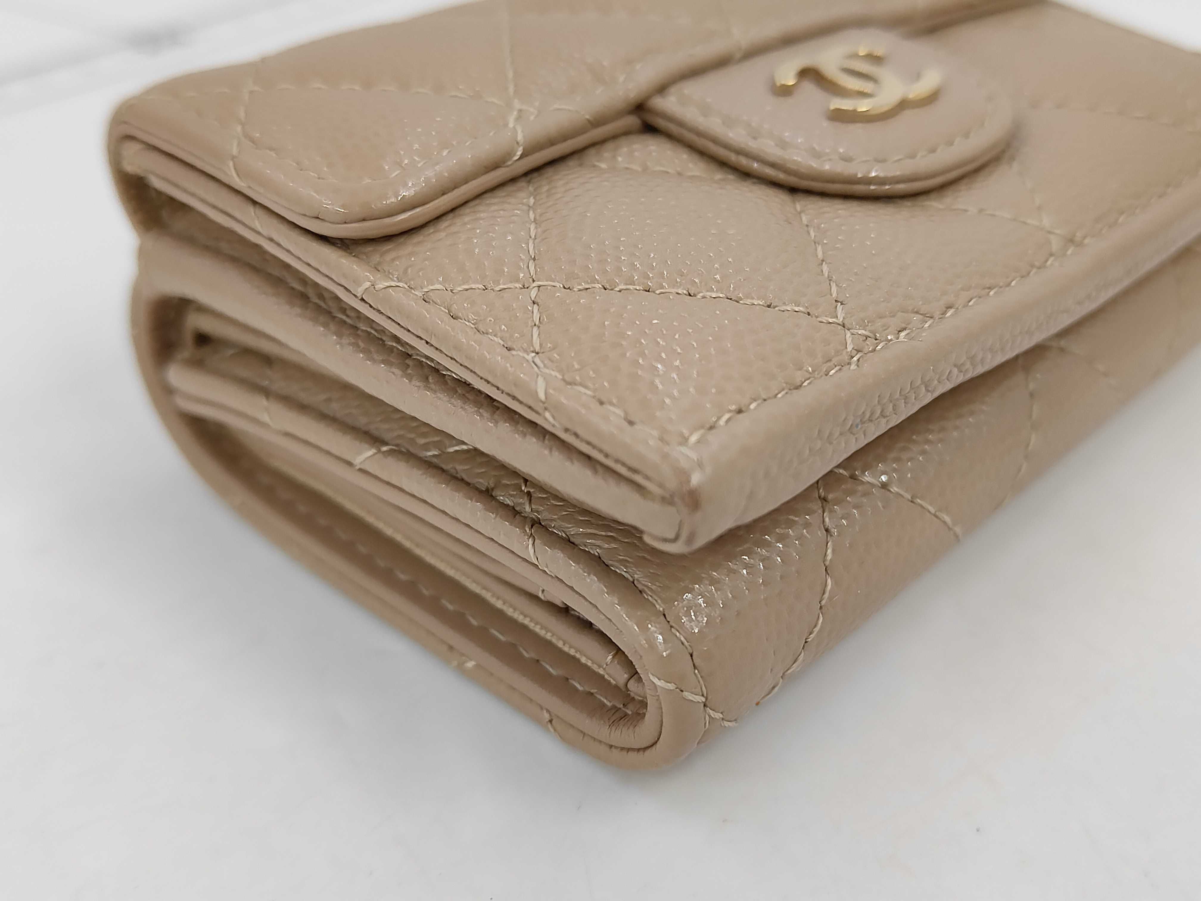 Caviar Skin Coco Bi-fold Long Wallet — view 3