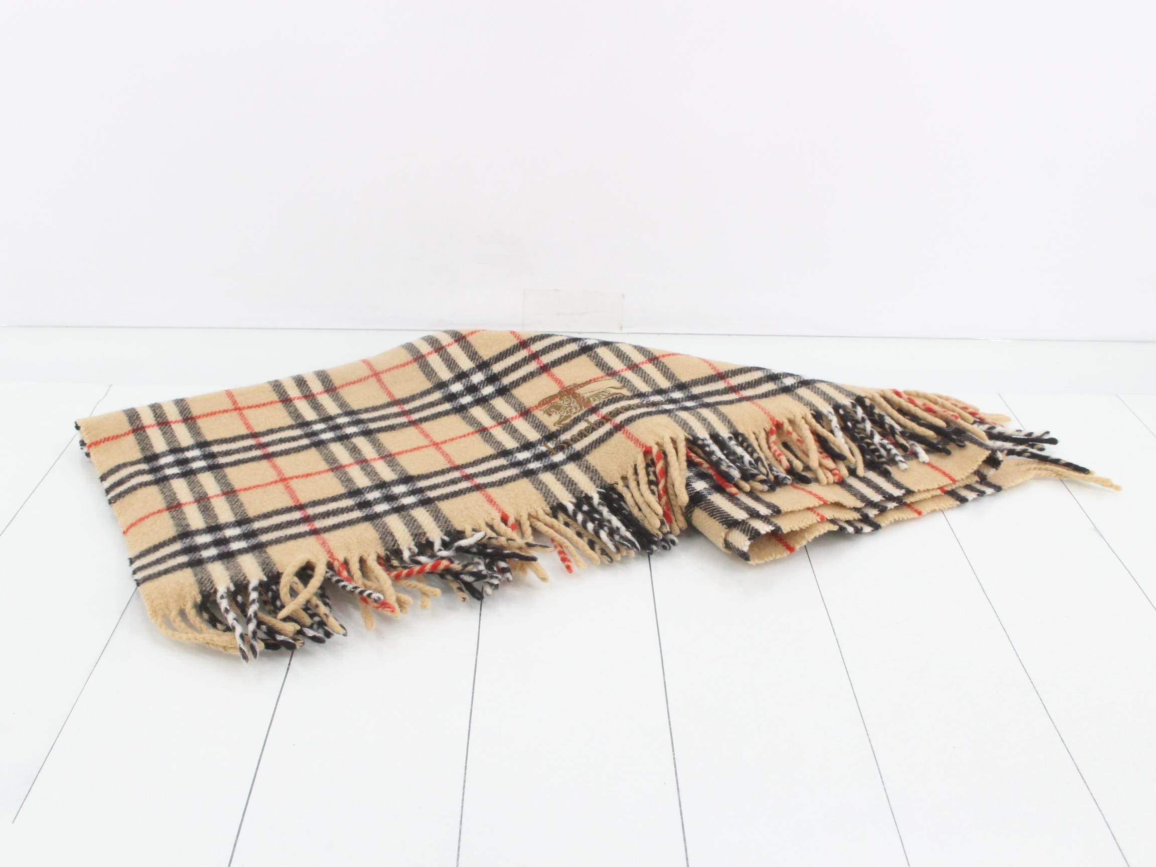 Other lines: Small items, accessories, and scarves — view 2