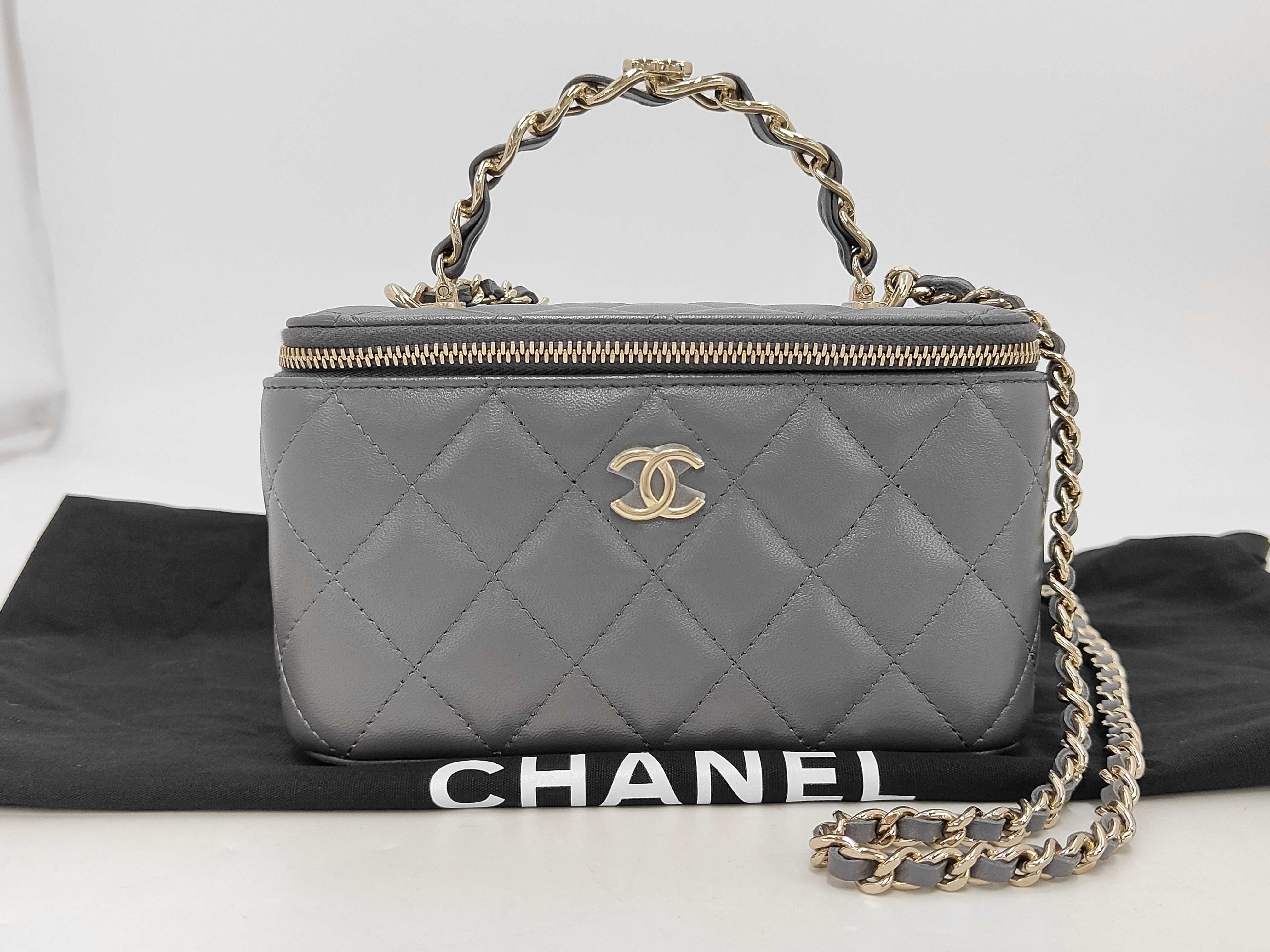 Matelassé Vanity Chain Shoulder Bag, Lambskin, Gray, Gold Hardware.