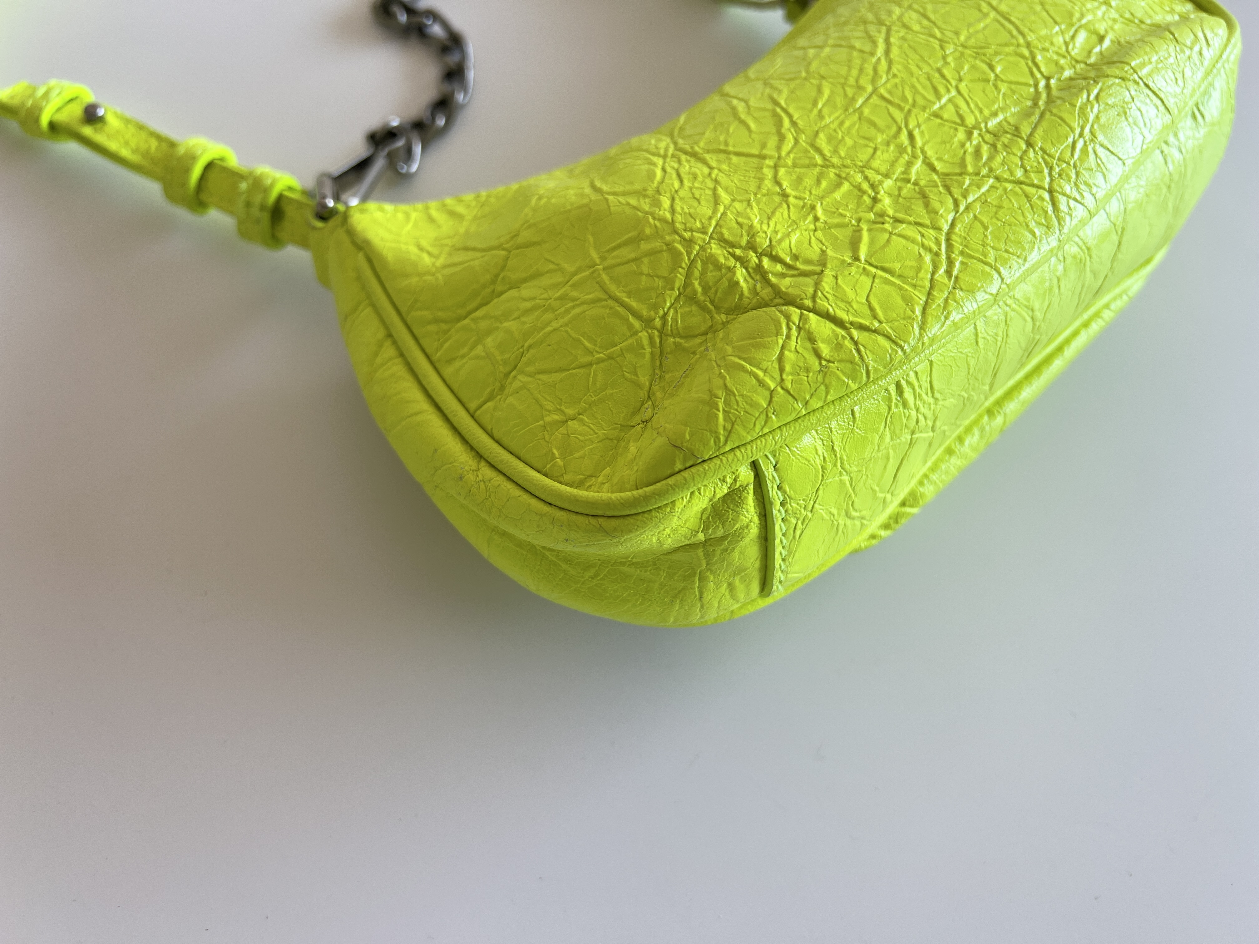 Lucagol 2-way Chain Shoulder Bag — view 13