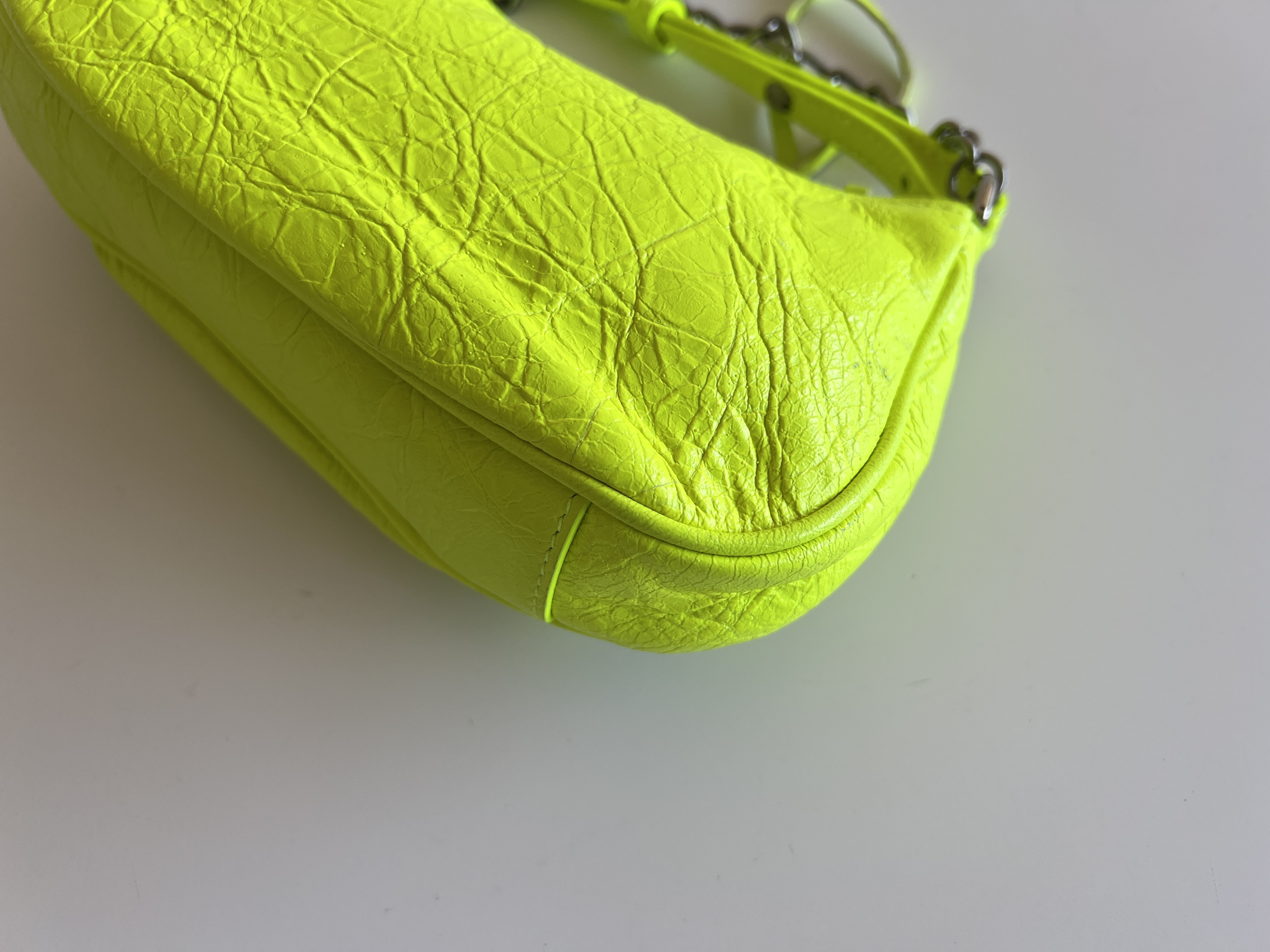 Lucagol 2-way Chain Shoulder Bag — view 14