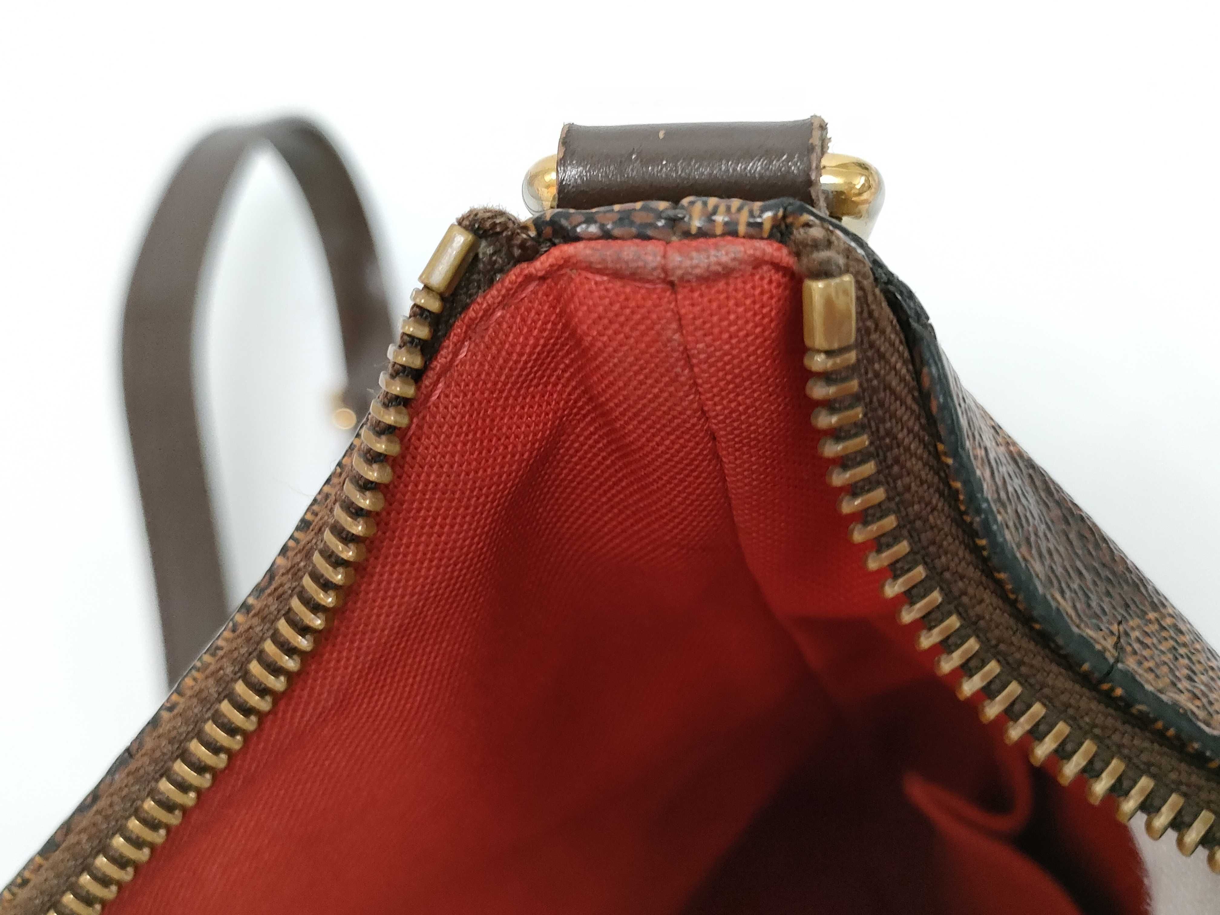 Damier Vuitton Shoulder Bag — view 14