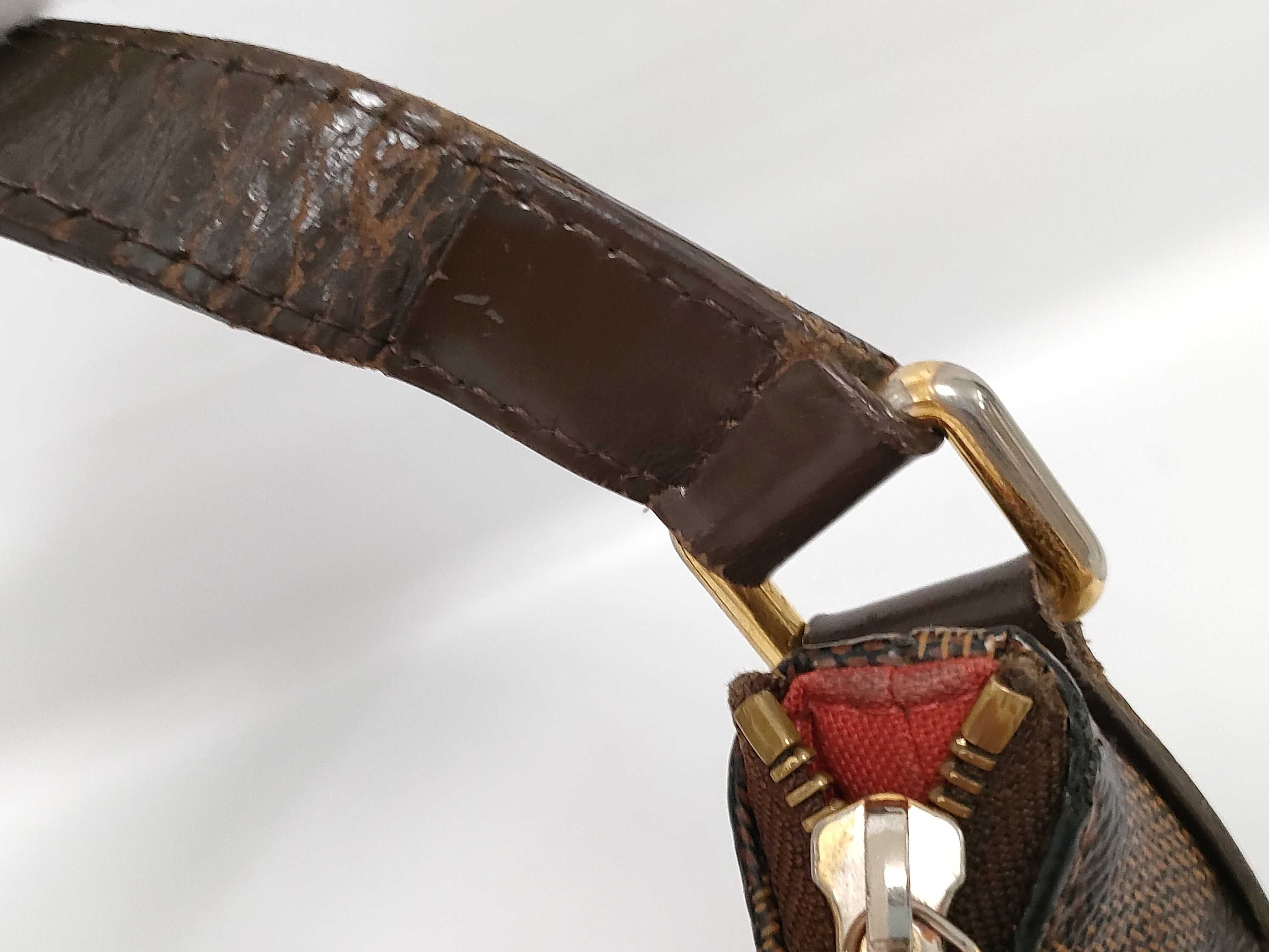 Damier Vuitton Shoulder Bag — view 4