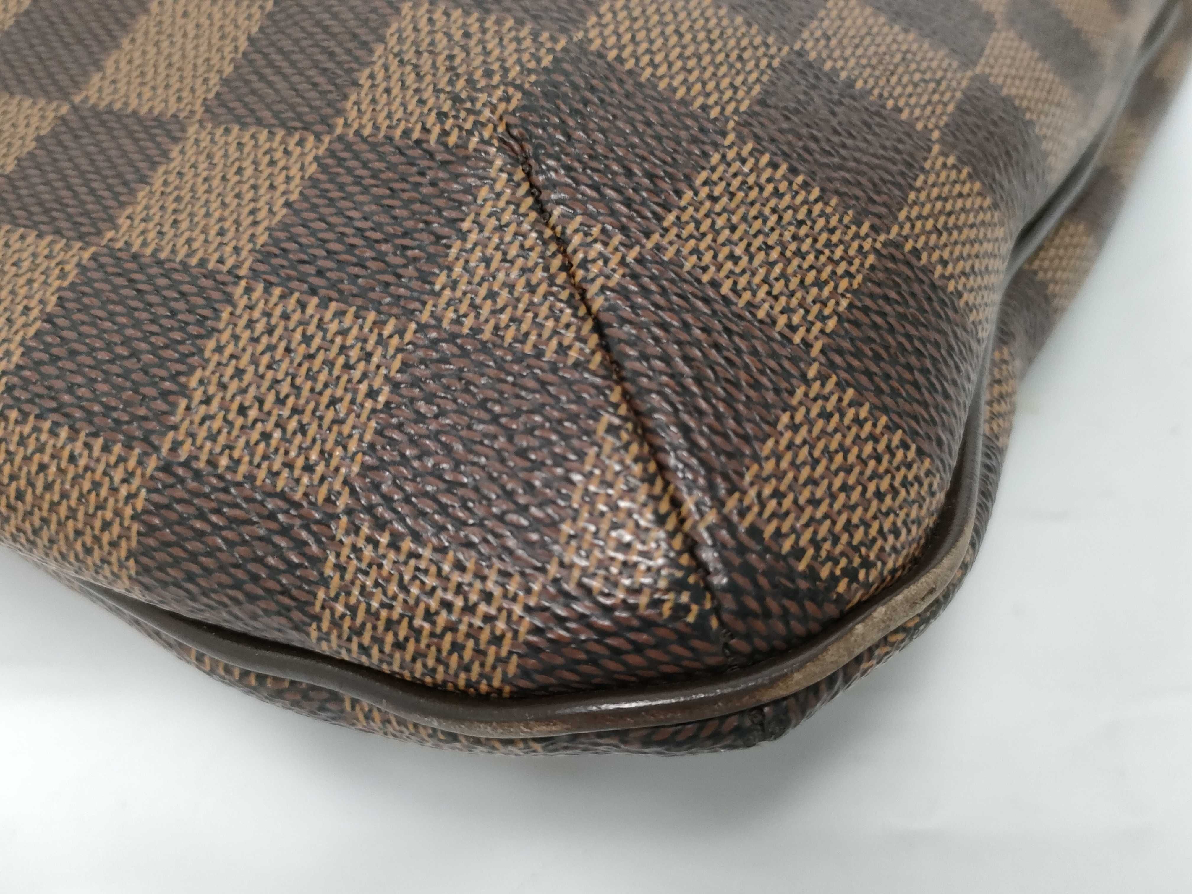 Damier Vuitton Shoulder Bag — view 9