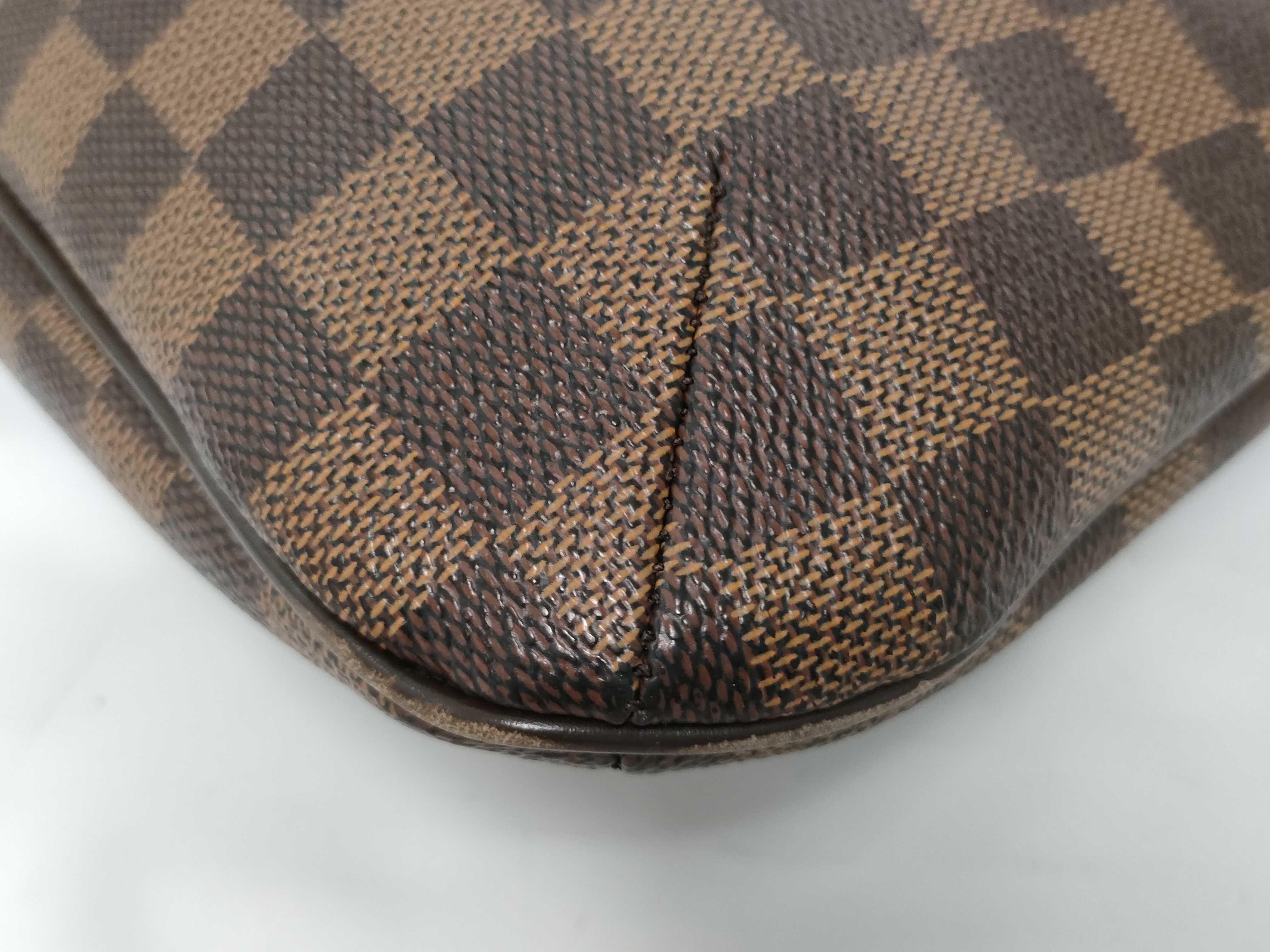 Damier Vuitton Shoulder Bag — view 10