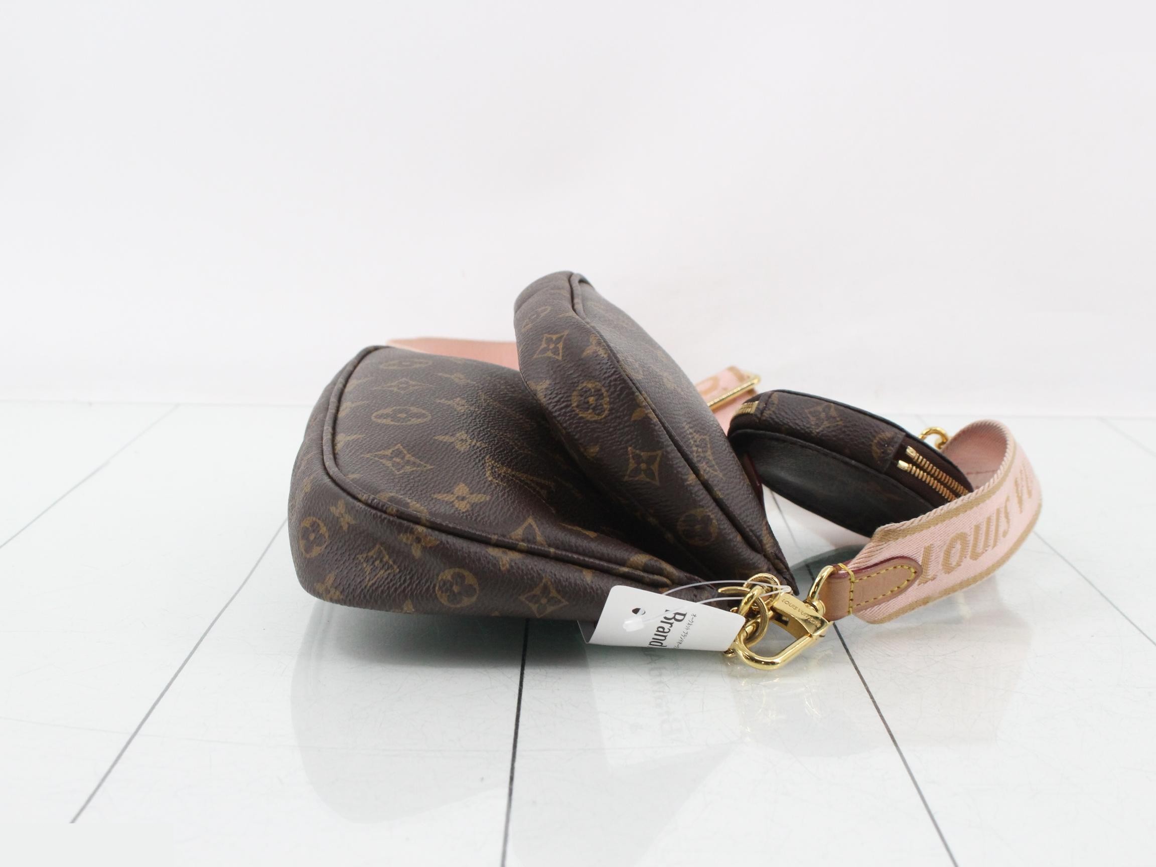 Monogram Multi Pochette Accessoires 2-Way Shoulder Bag — view 3