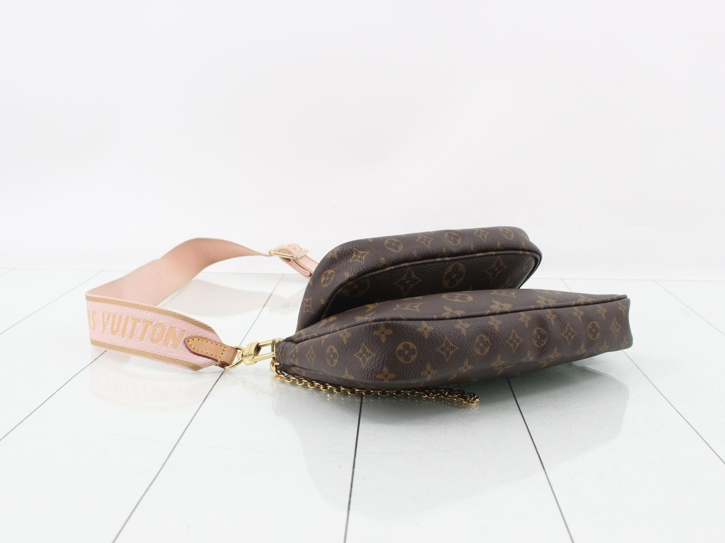 Monogram Multi Pochette Accessoires 2-Way Shoulder Bag — view 5