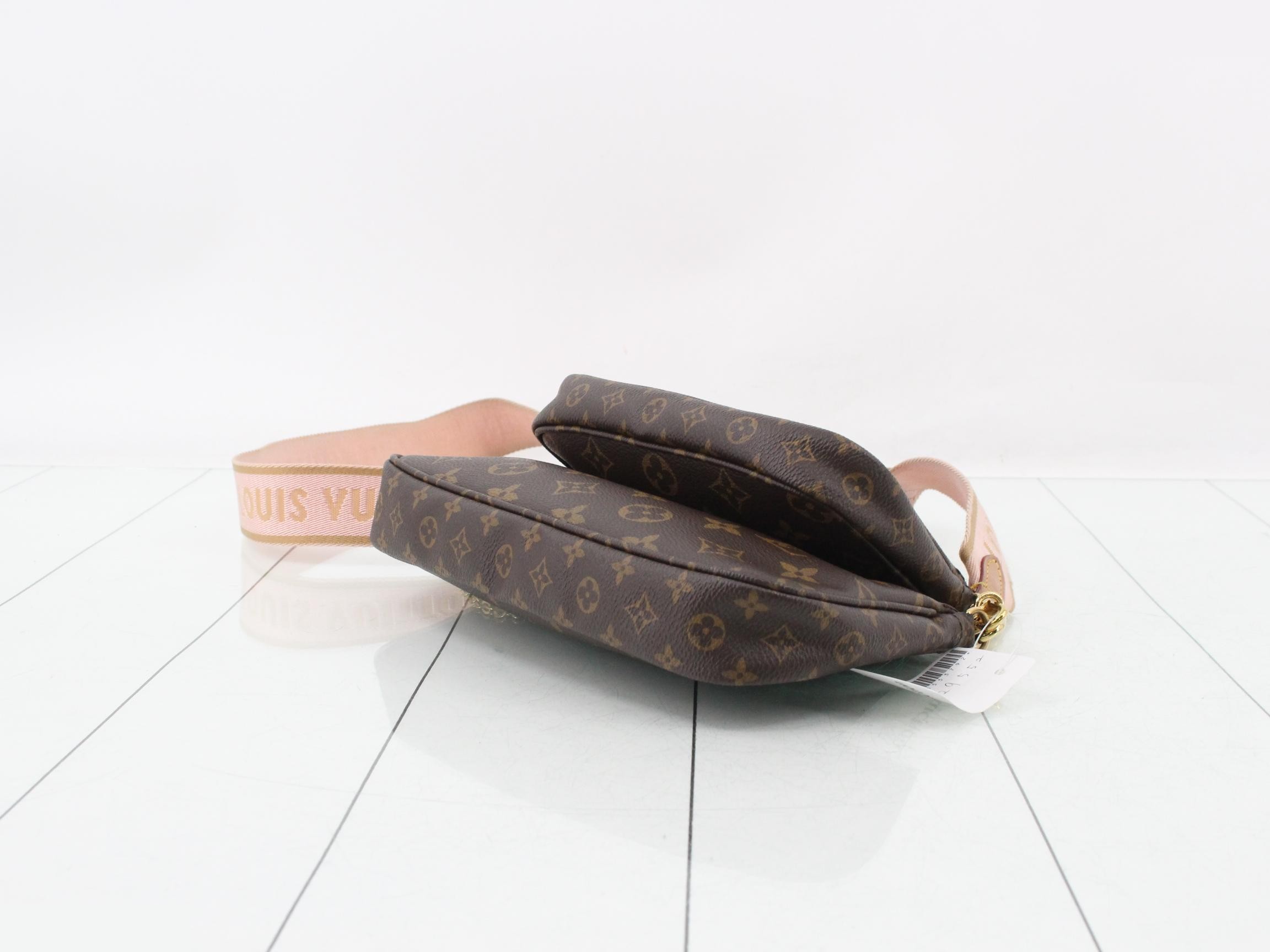 Monogram Multi Pochette Accessoires 2-Way Shoulder Bag — view 6