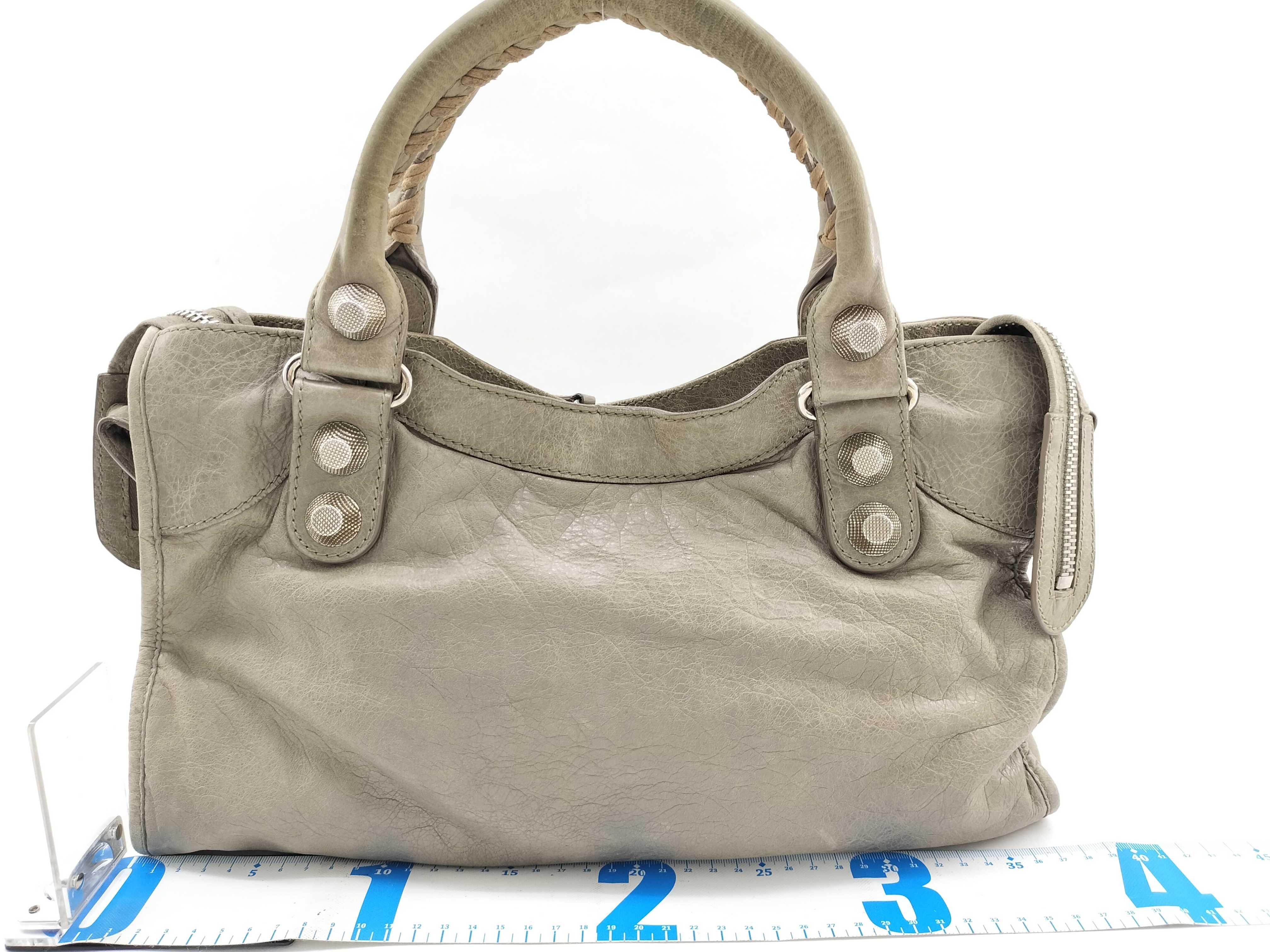 ID- THE GIANTCITY Cowskin 2-Way Handbag Beige 173084 Mirror Included Handbag — view 2