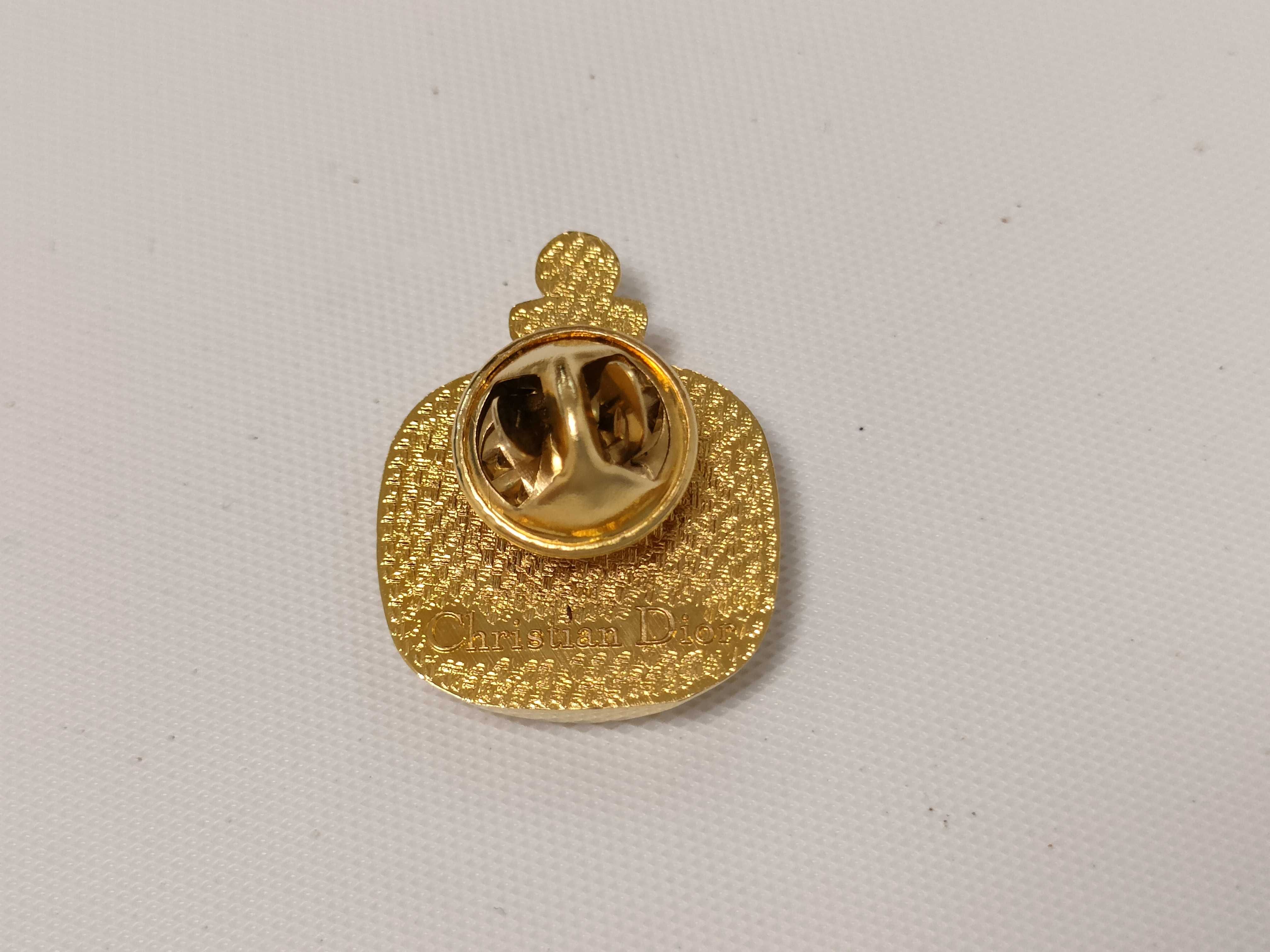 Christian Dune brooch, perfume motif, gold brooch — view 4