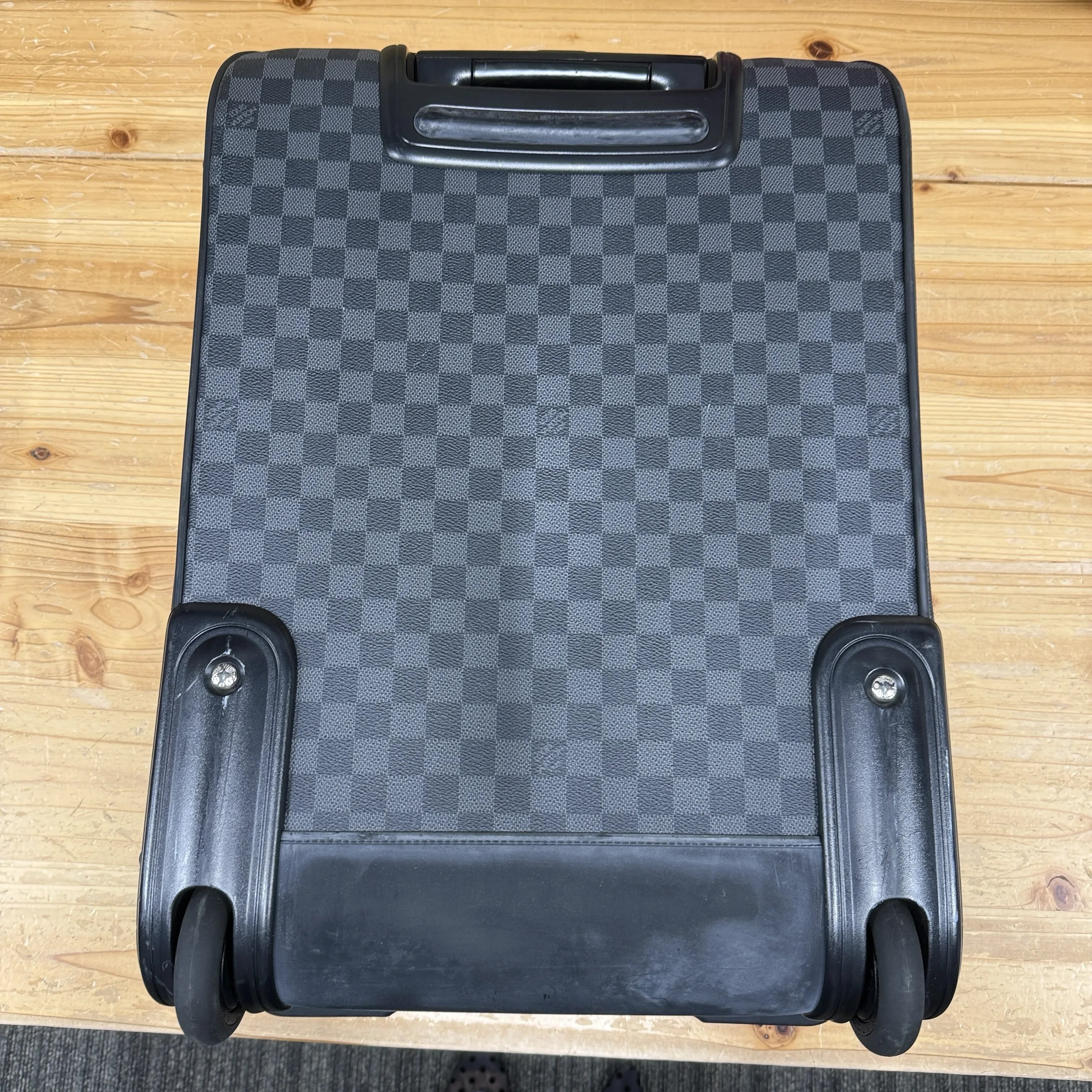 Damier Graphite Carry Bag — view 3