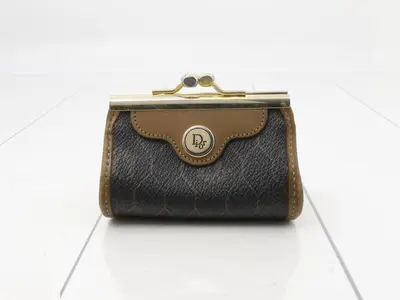 Coin purse, clasp type, honeycomb pattern